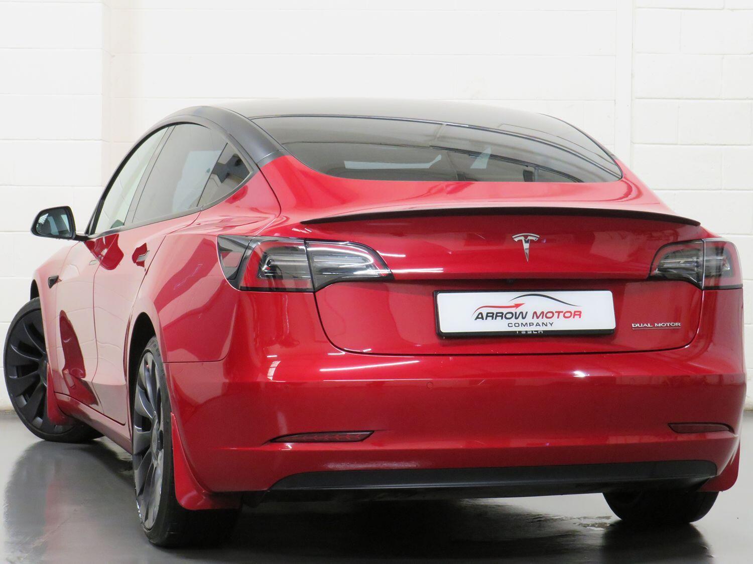 Tesla Model 3 - Image 5