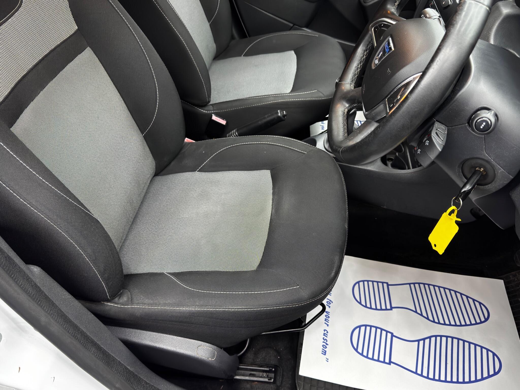 Dacia Duster - Image 13
