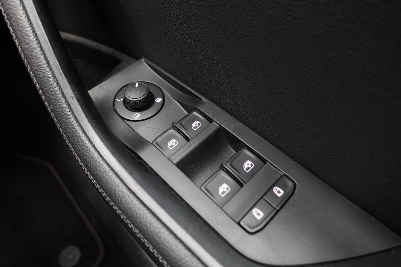 Skoda Superb - Image 27