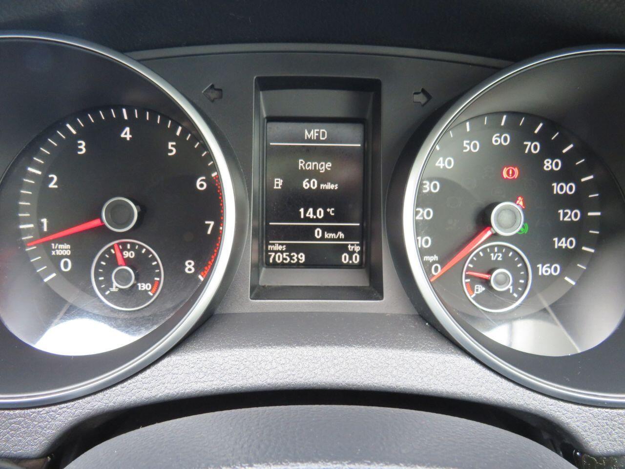 Volkswagen Golf - Image 12