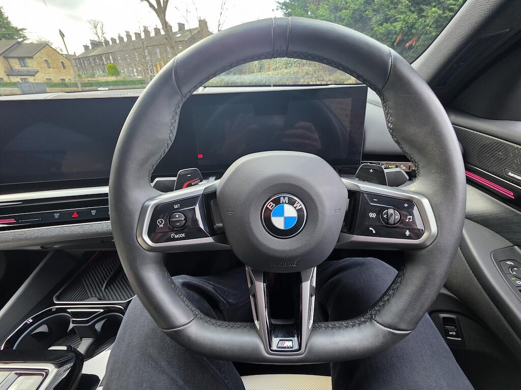 BMW 5 Series - Image 47