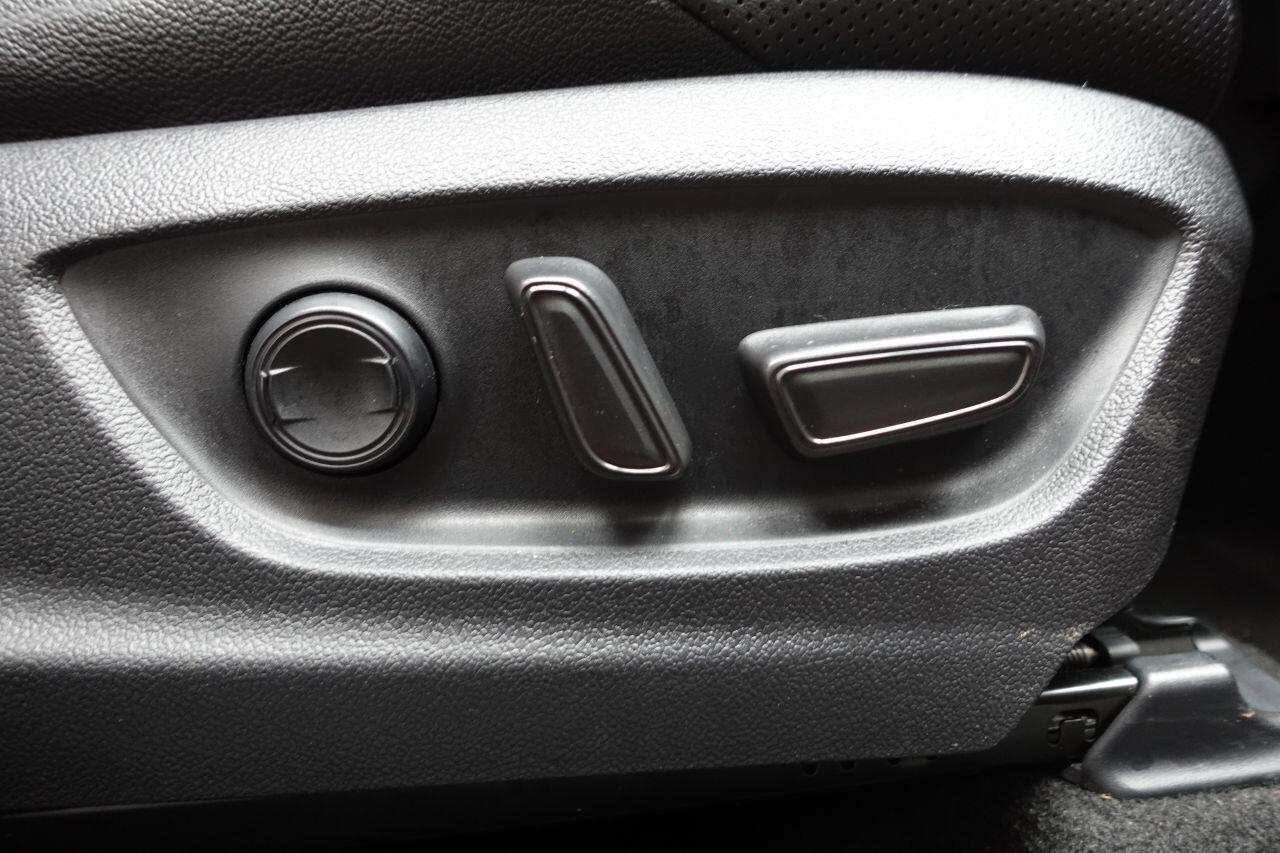 Toyota C-Hr - Image 18