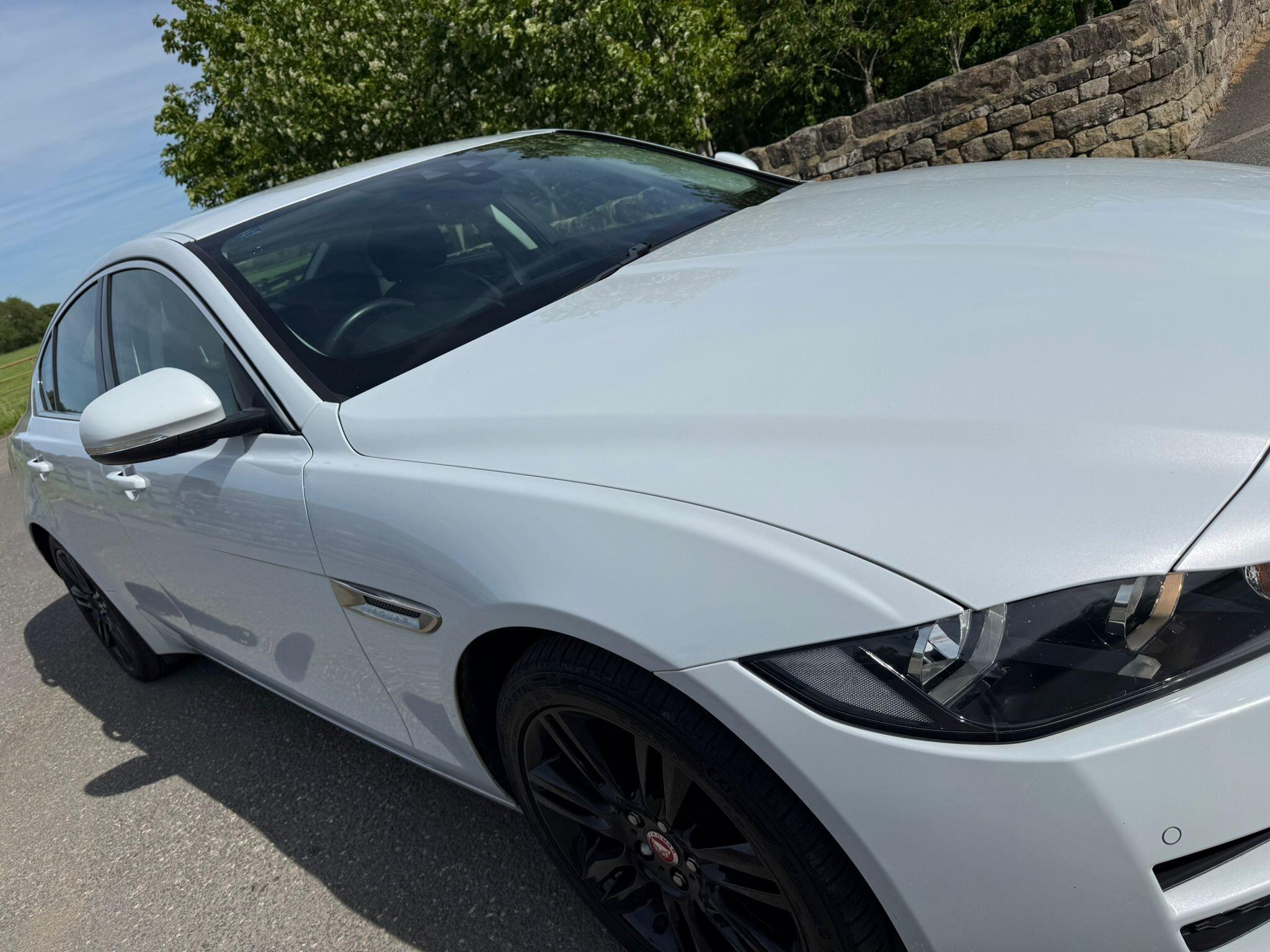 Jaguar XE - Image 7