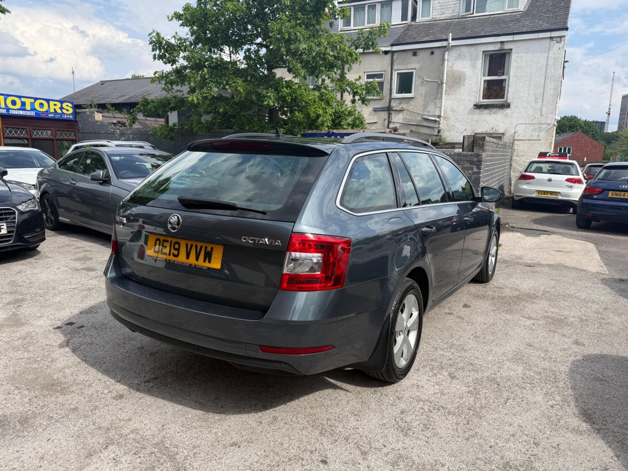 Skoda Octavia - Image 7