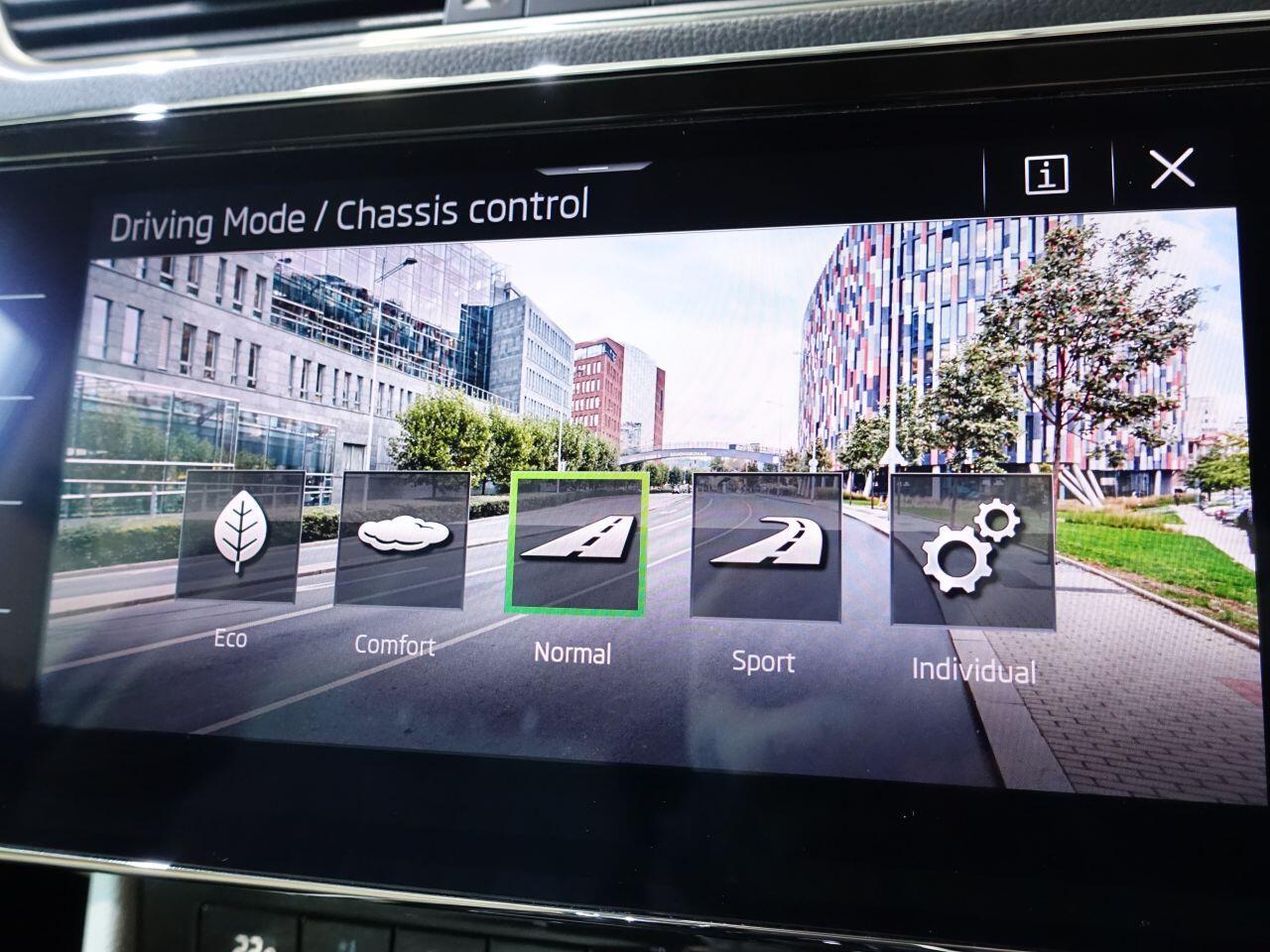 Skoda Superb - Image 47