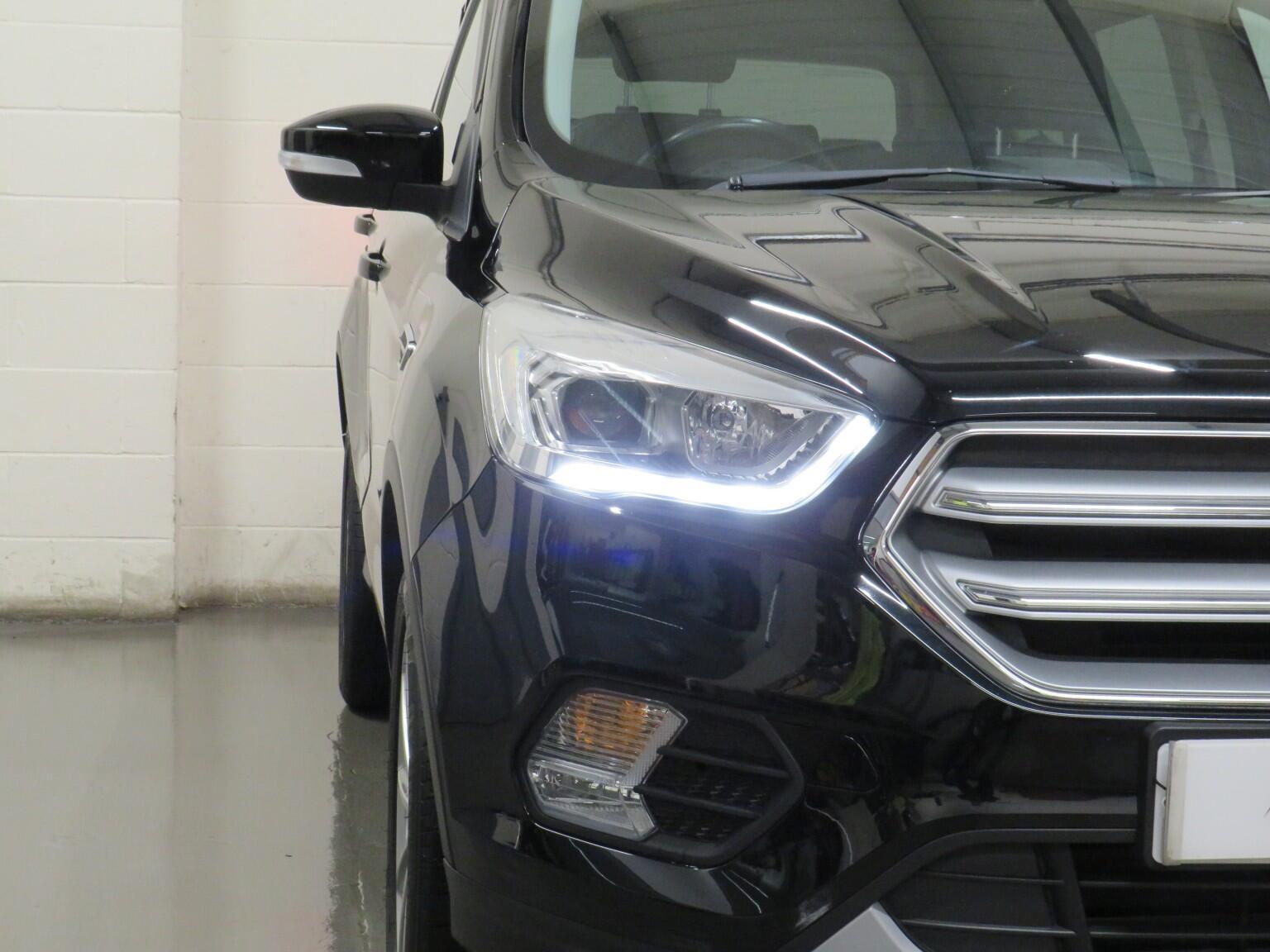 Ford Kuga - Image 9
