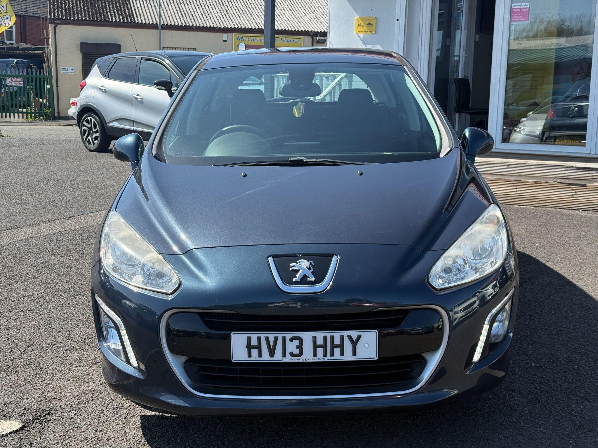 Peugeot 308 - Image 9