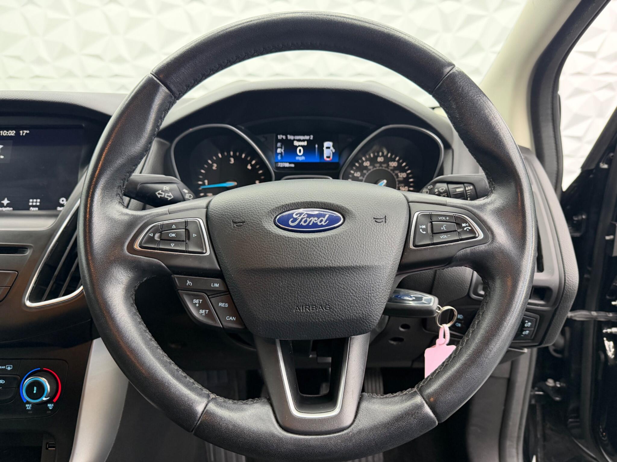 Ford Focus - Image 11