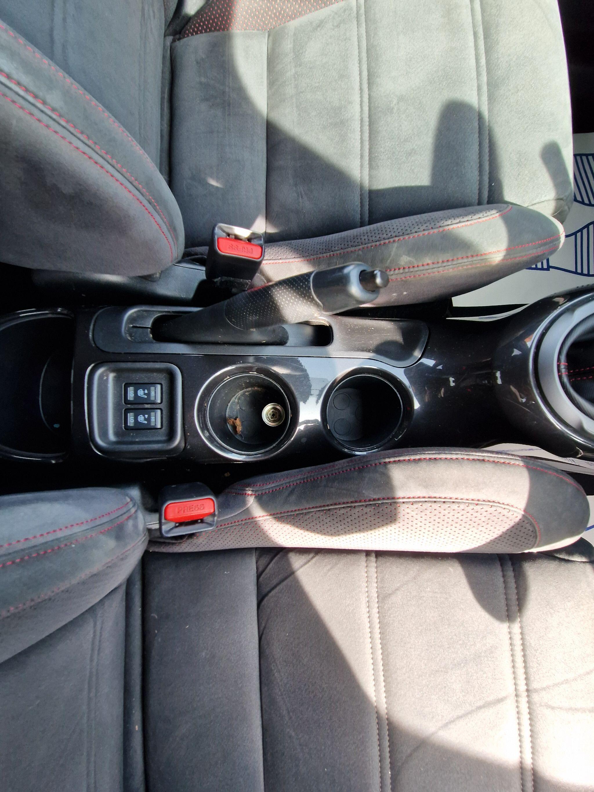 Nissan Juke - Image 29