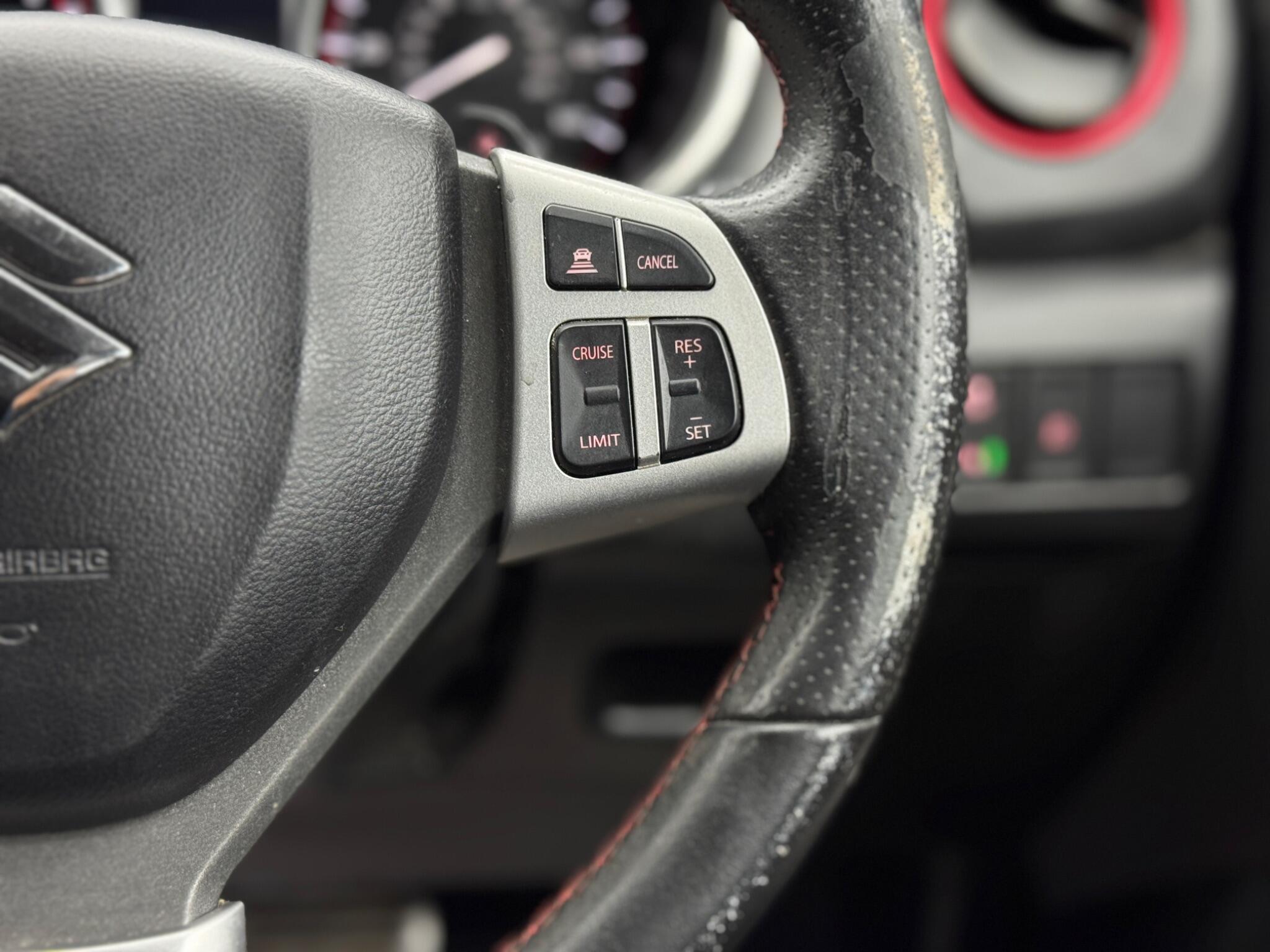 Suzuki Vitara - Image 21