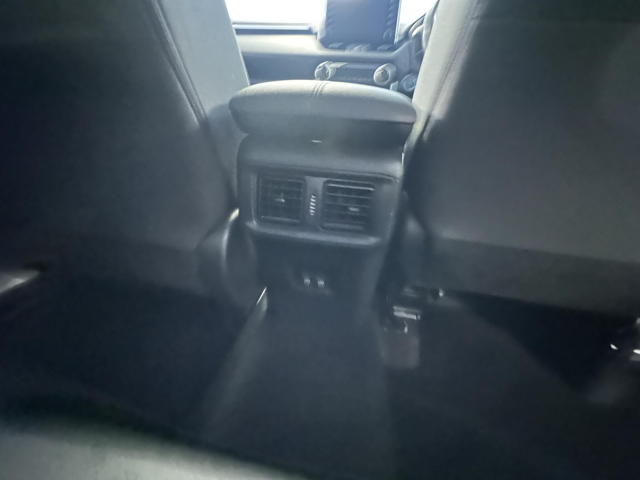 Toyota RAV4 - Image 13