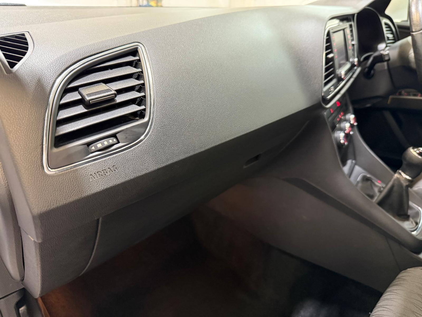 SEAT Leon - Image 40