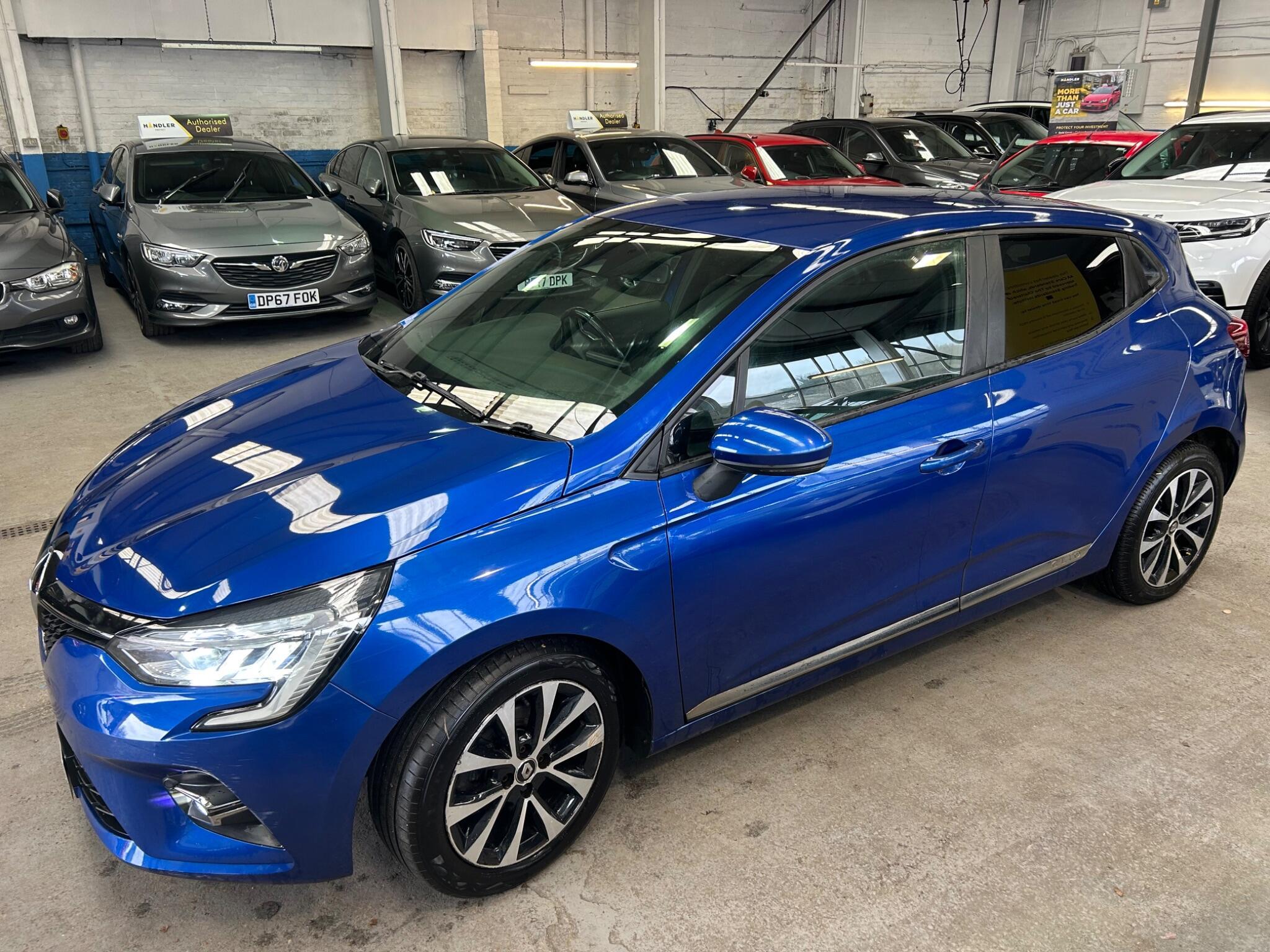 Renault Clio - Image 4