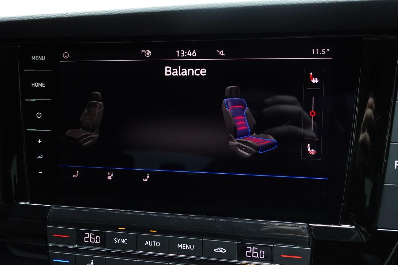 Volkswagen Touareg - Image 33