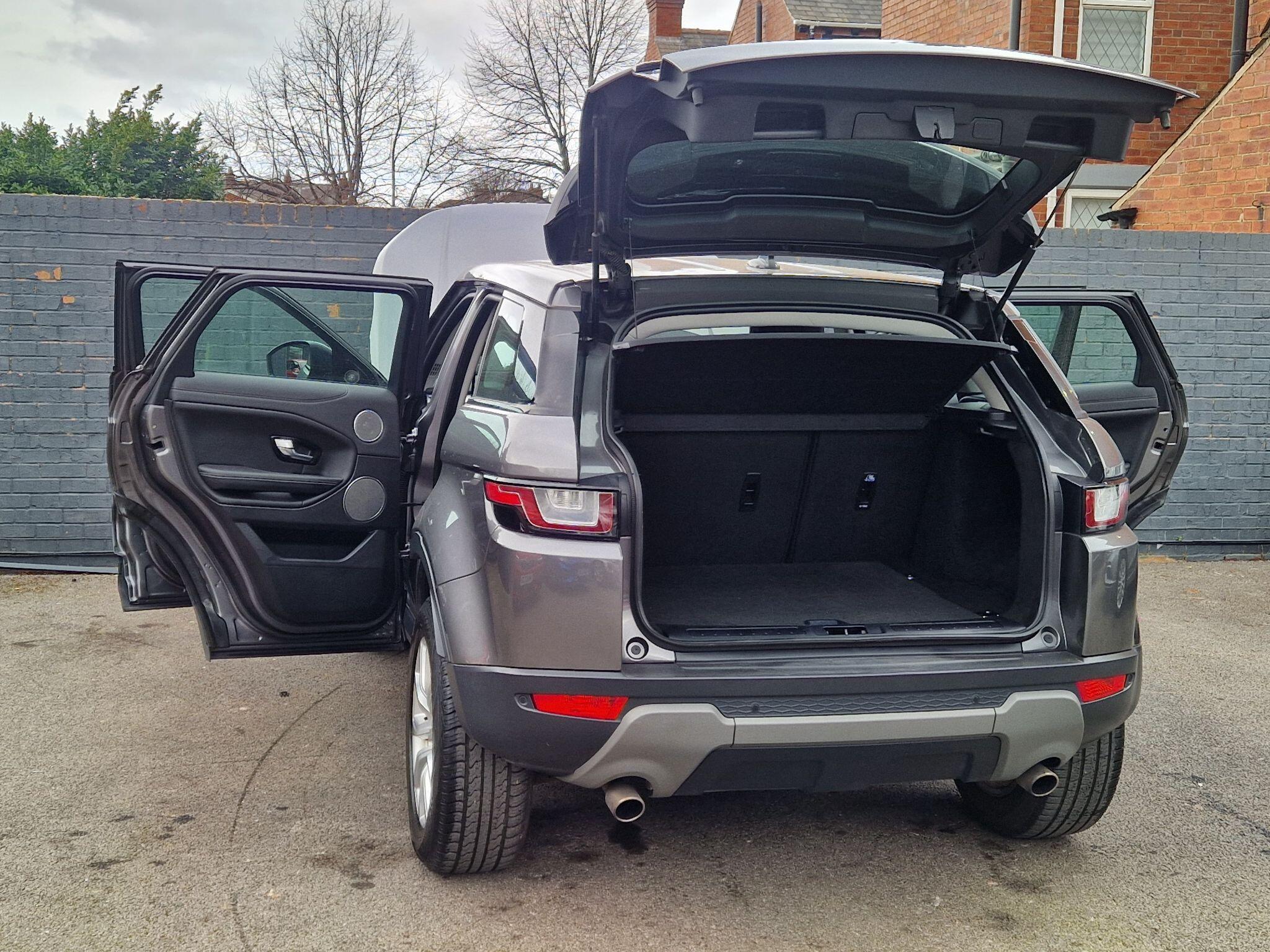 Land Rover Range Rover Evoque - Image 21