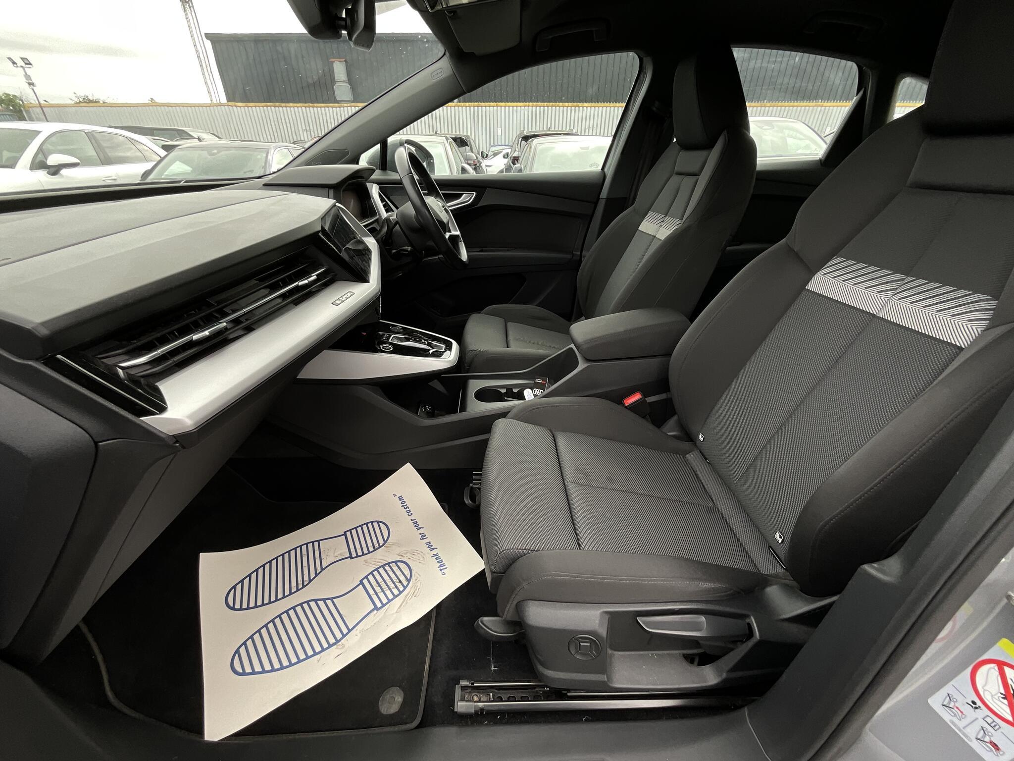 Audi Q4 E-Tron - Image 8