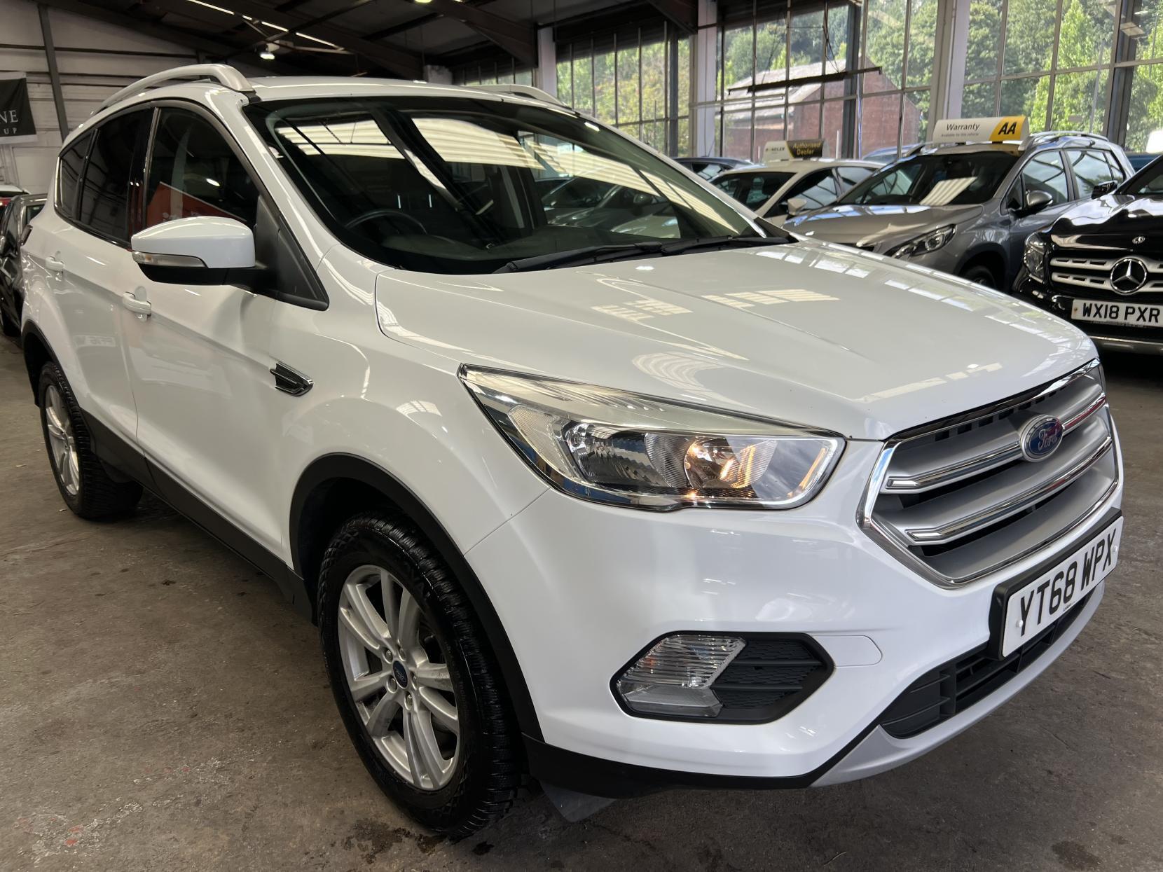Ford Kuga - Image 17