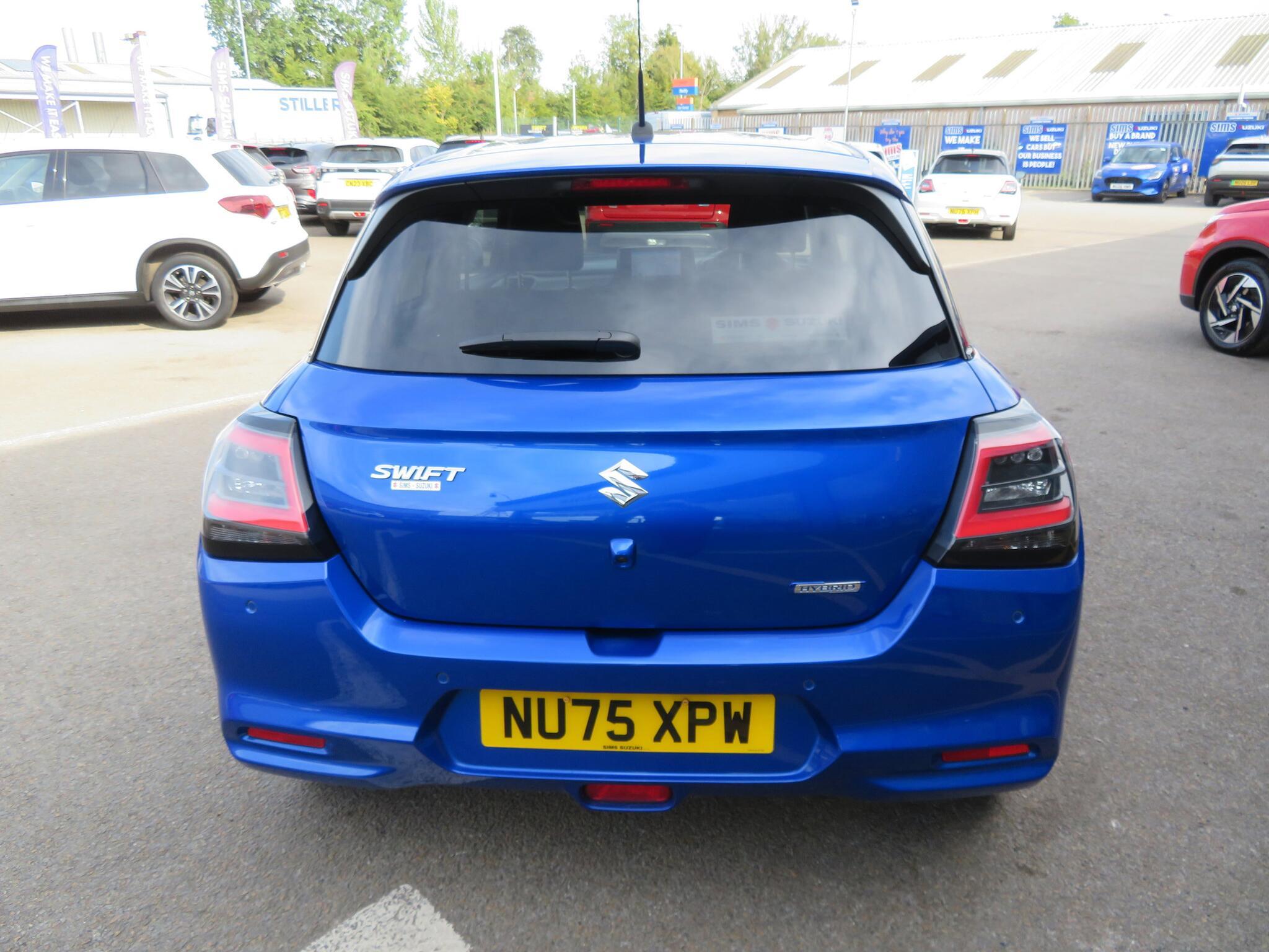 Suzuki Swift - Image 12