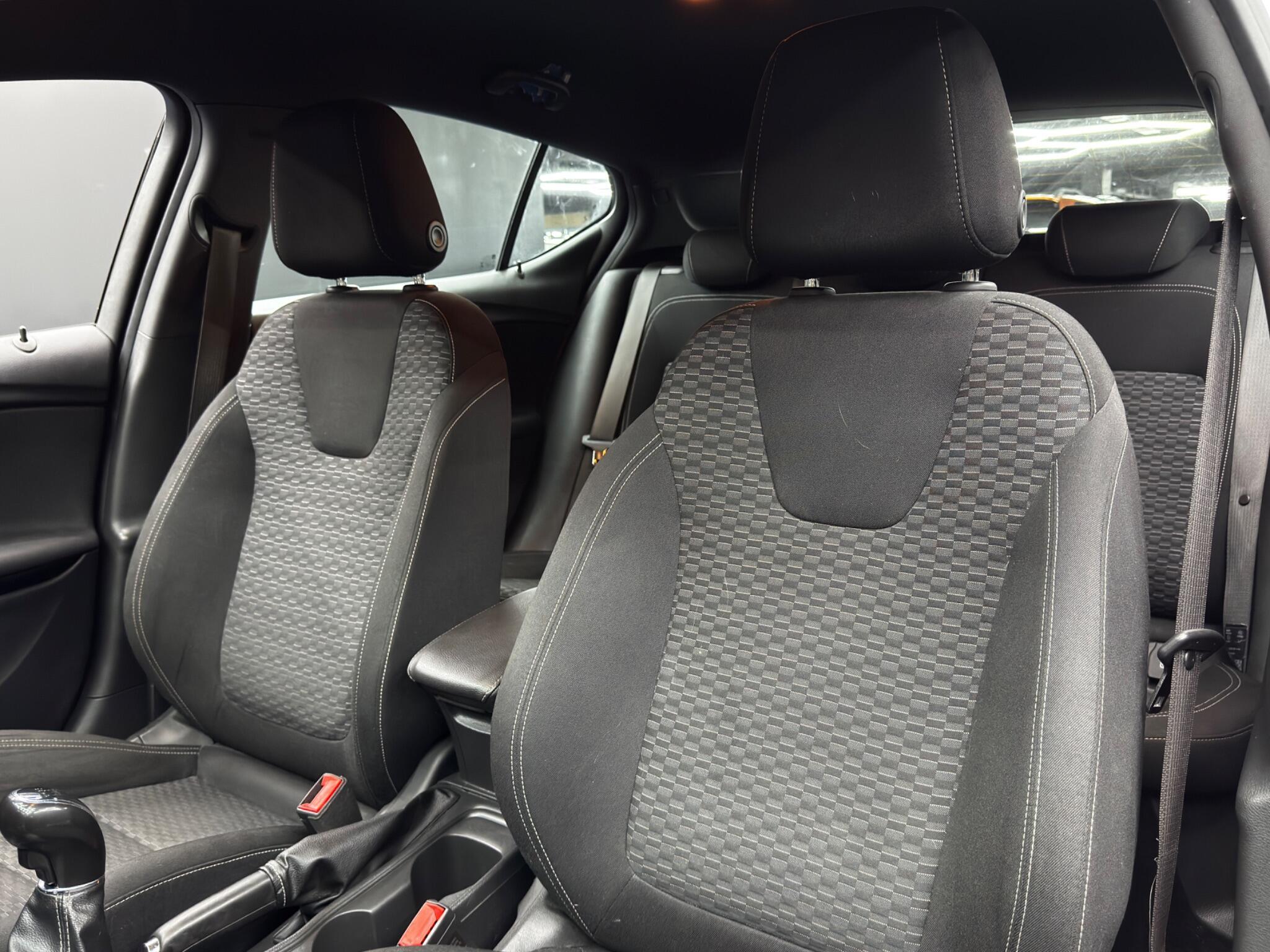 Vauxhall Astra - Image 14
