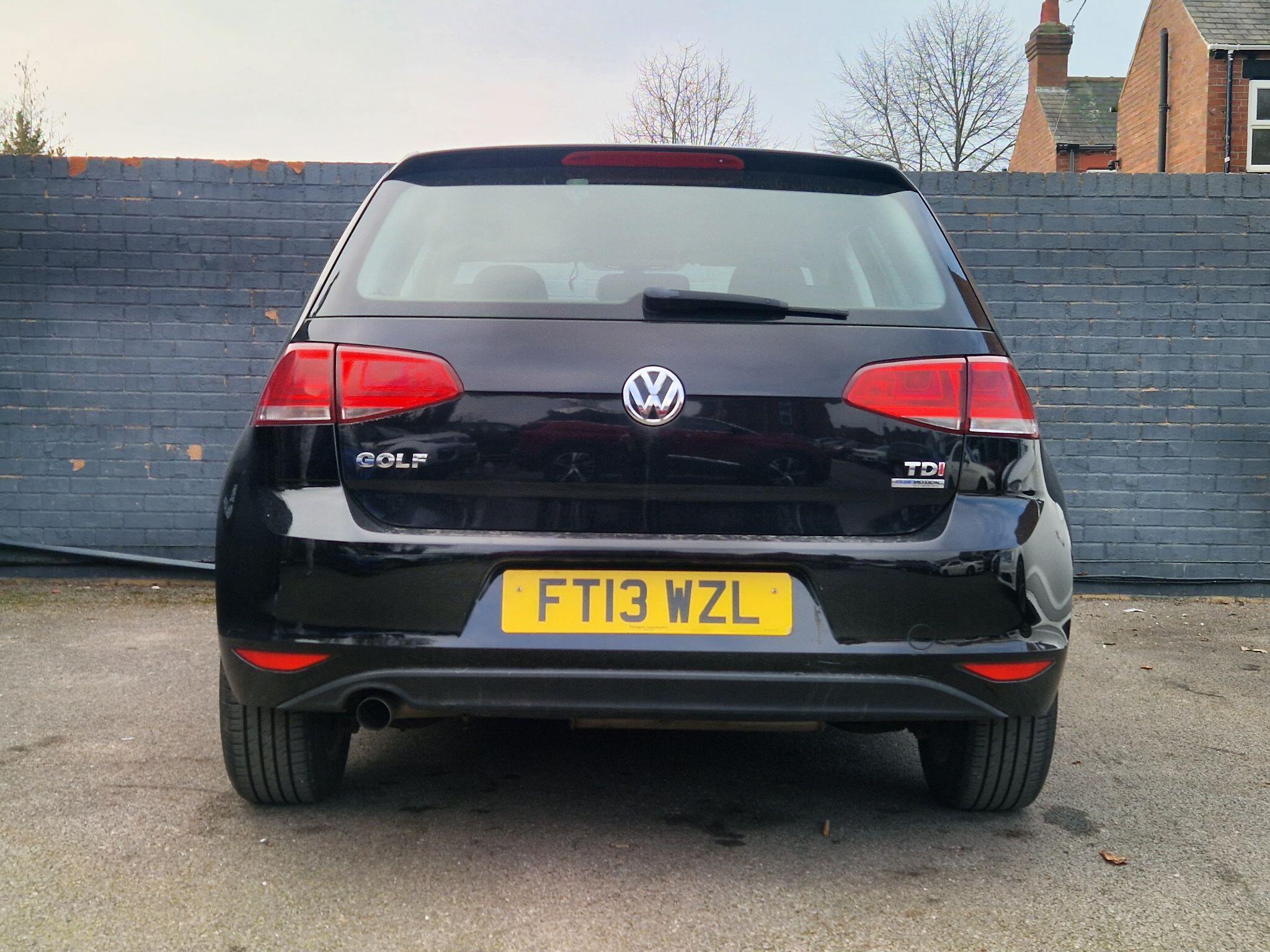 Volkswagen Golf - Image 5