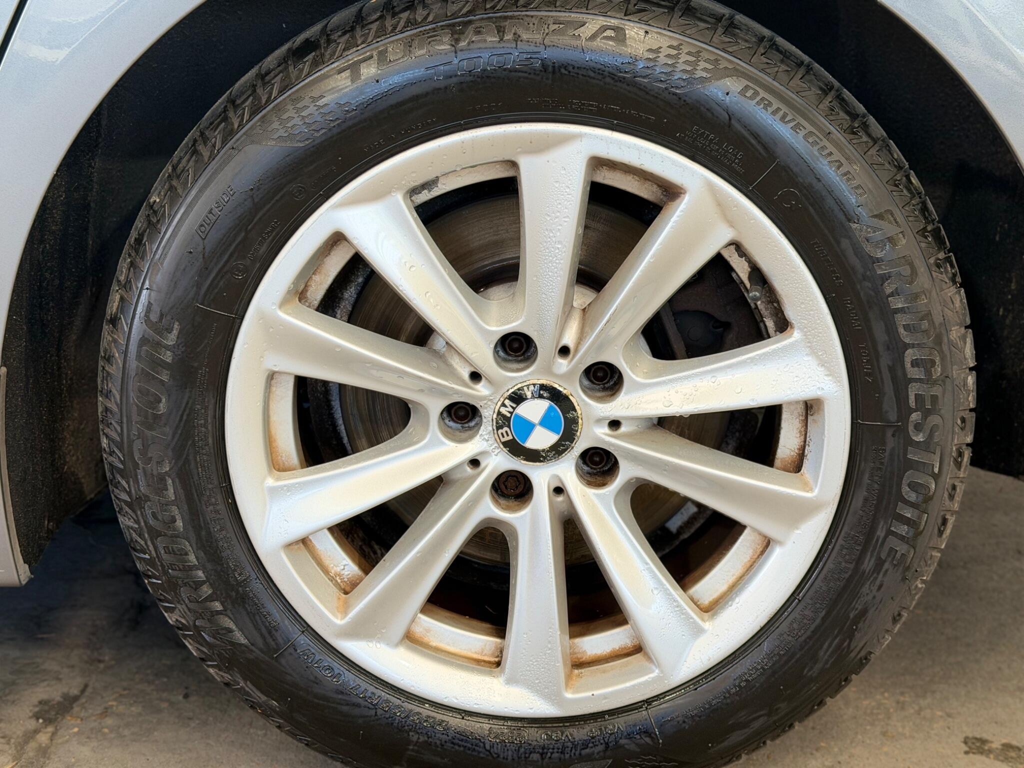 BMW 5 Series - Image 16