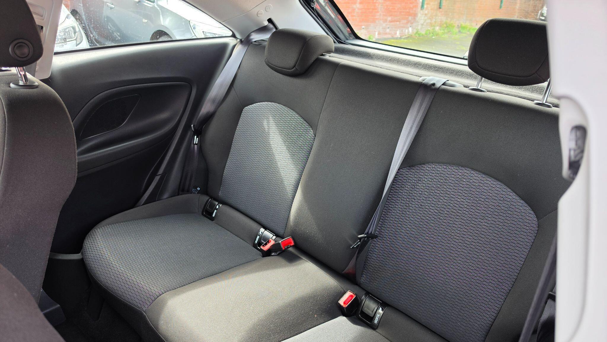 Vauxhall Corsa - Image 16