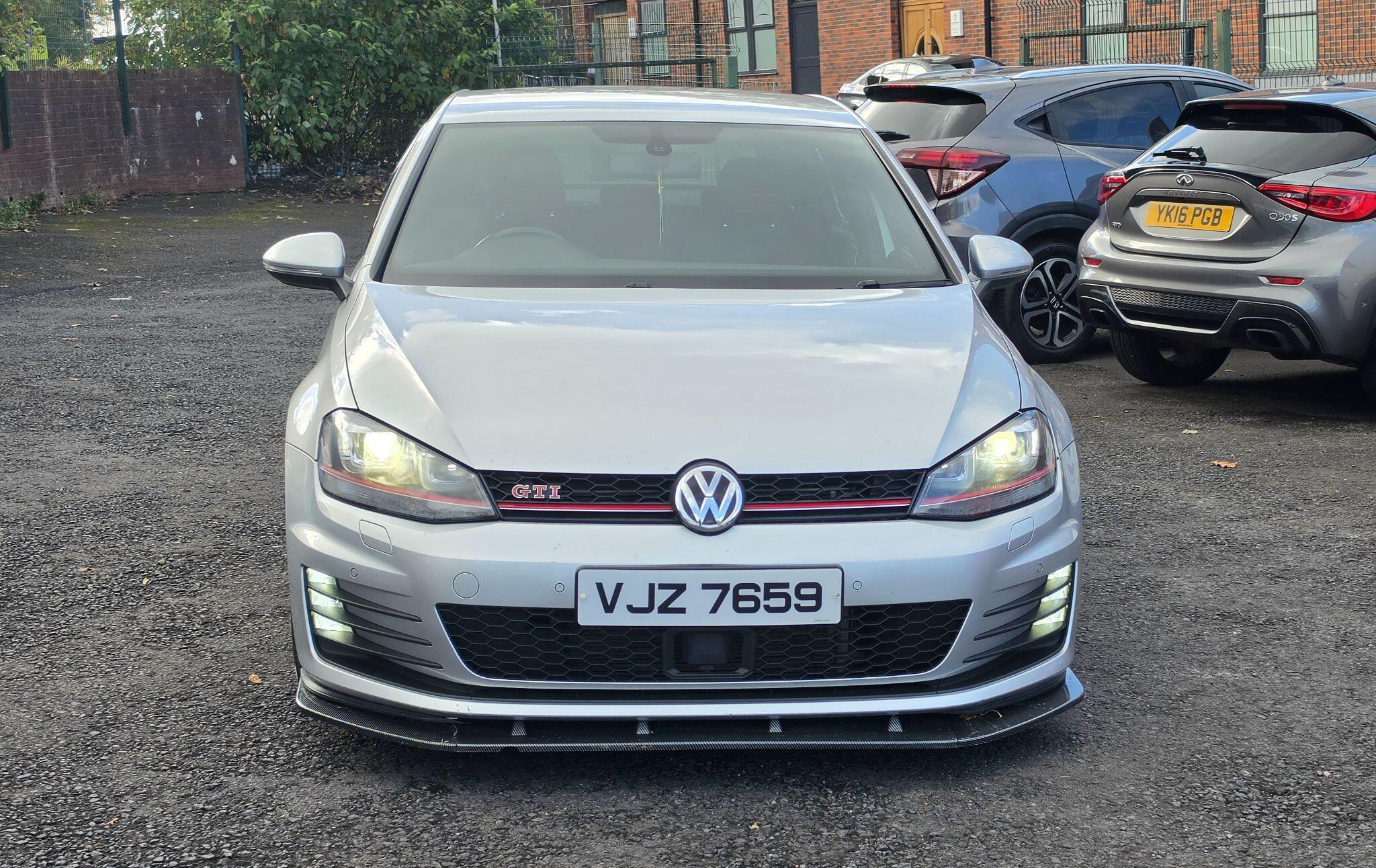 Volkswagen Golf - Image 2