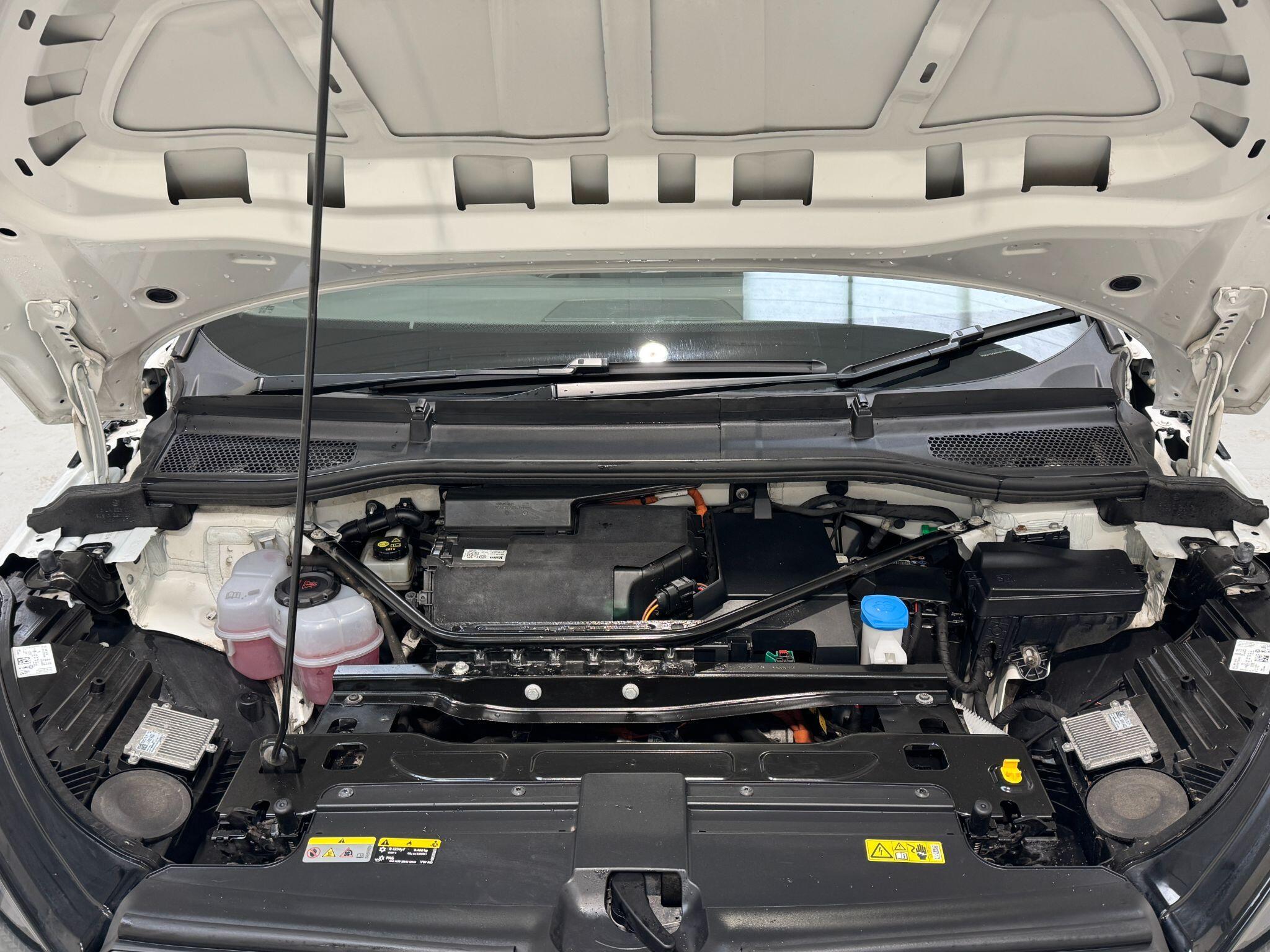 Skoda Enyaq - Image 34