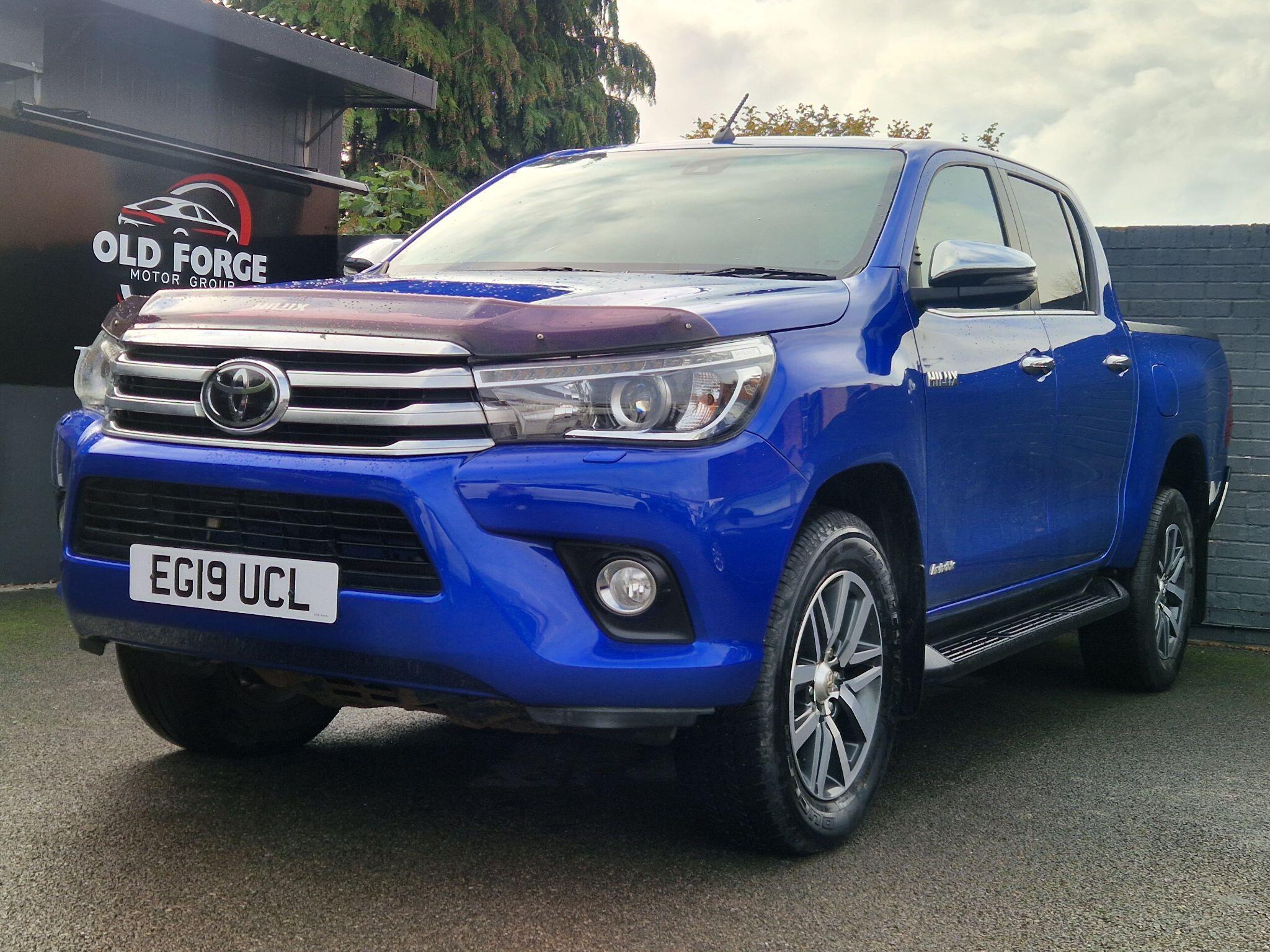 Toyota Hilux - Image 17