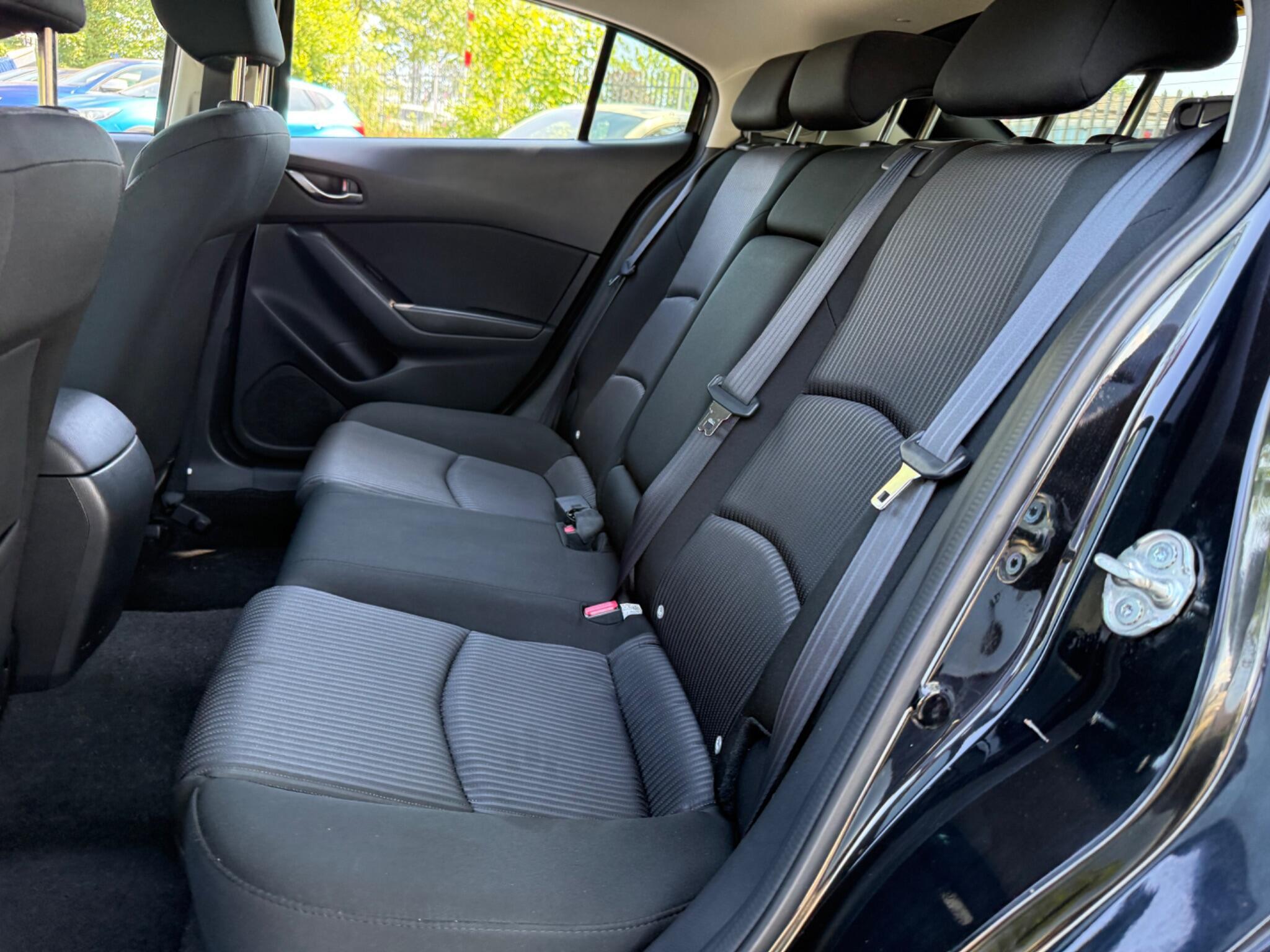 Mazda MAZDA3 - Image 15