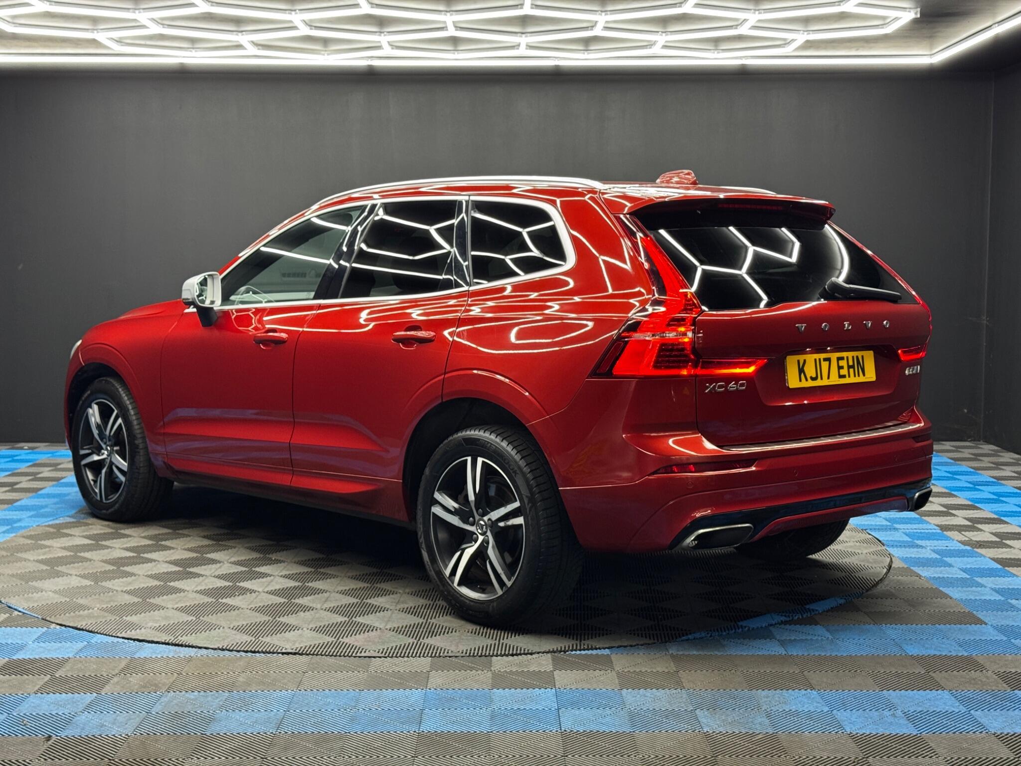 Volvo XC60 - Image 7