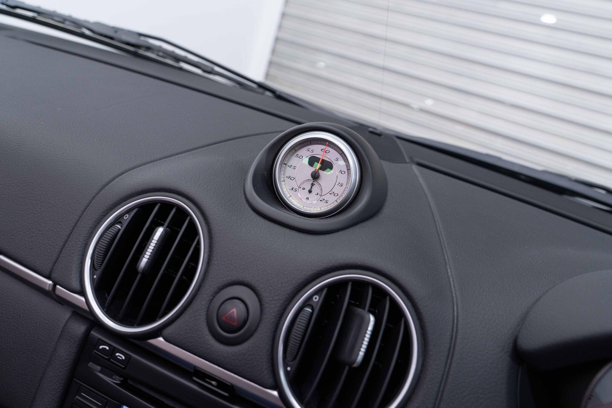Porsche Boxster - Image 10