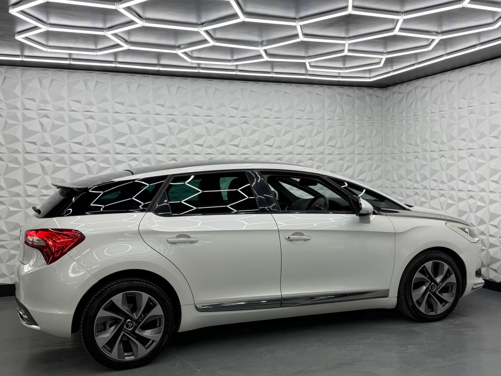 Citroen DS5 - Image 9