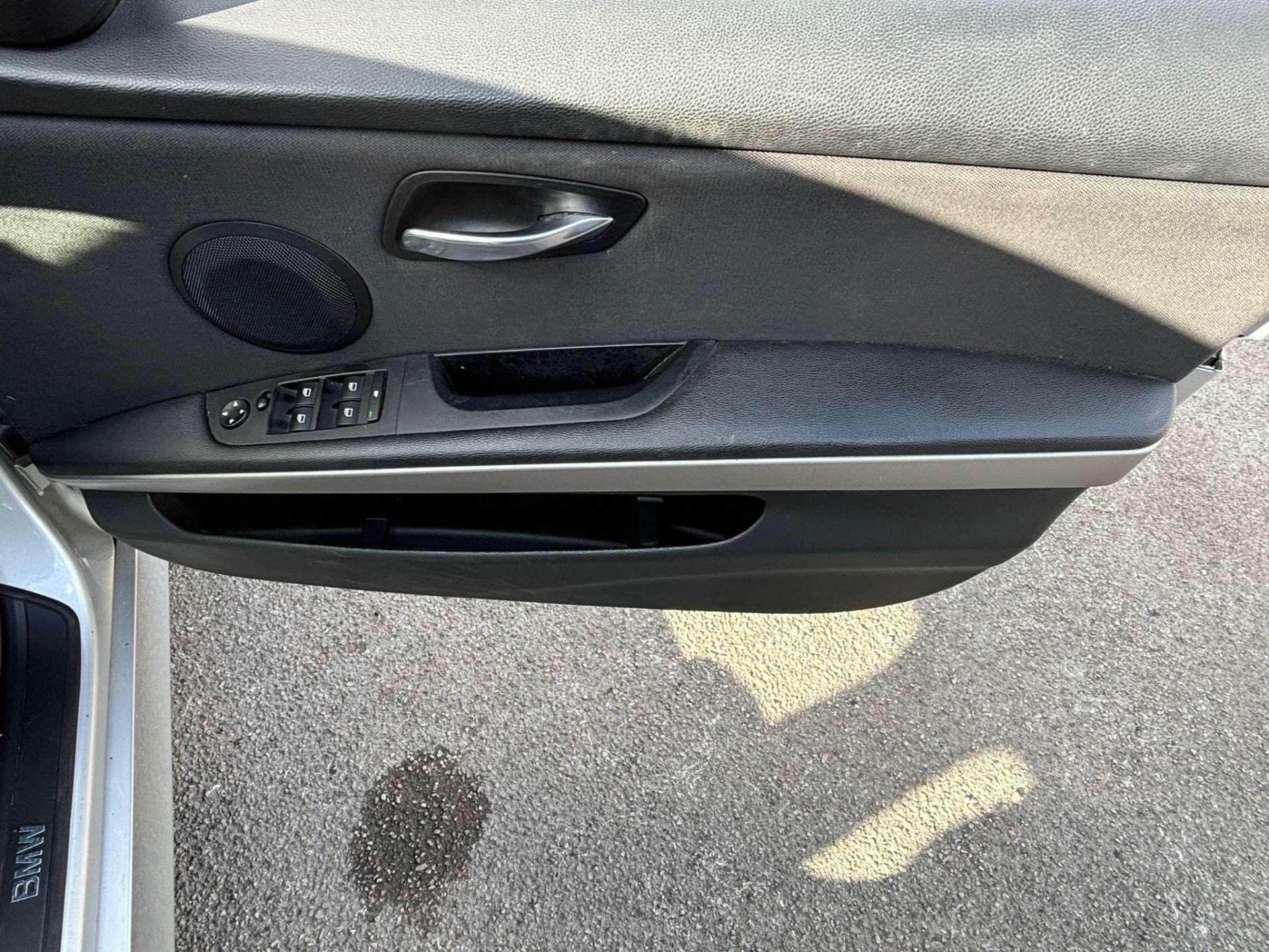 BMW 3 Series - Image 29