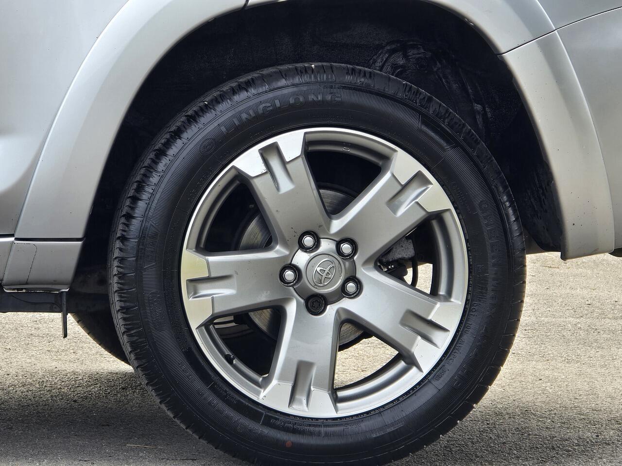 Toyota RAV4 - Image 27