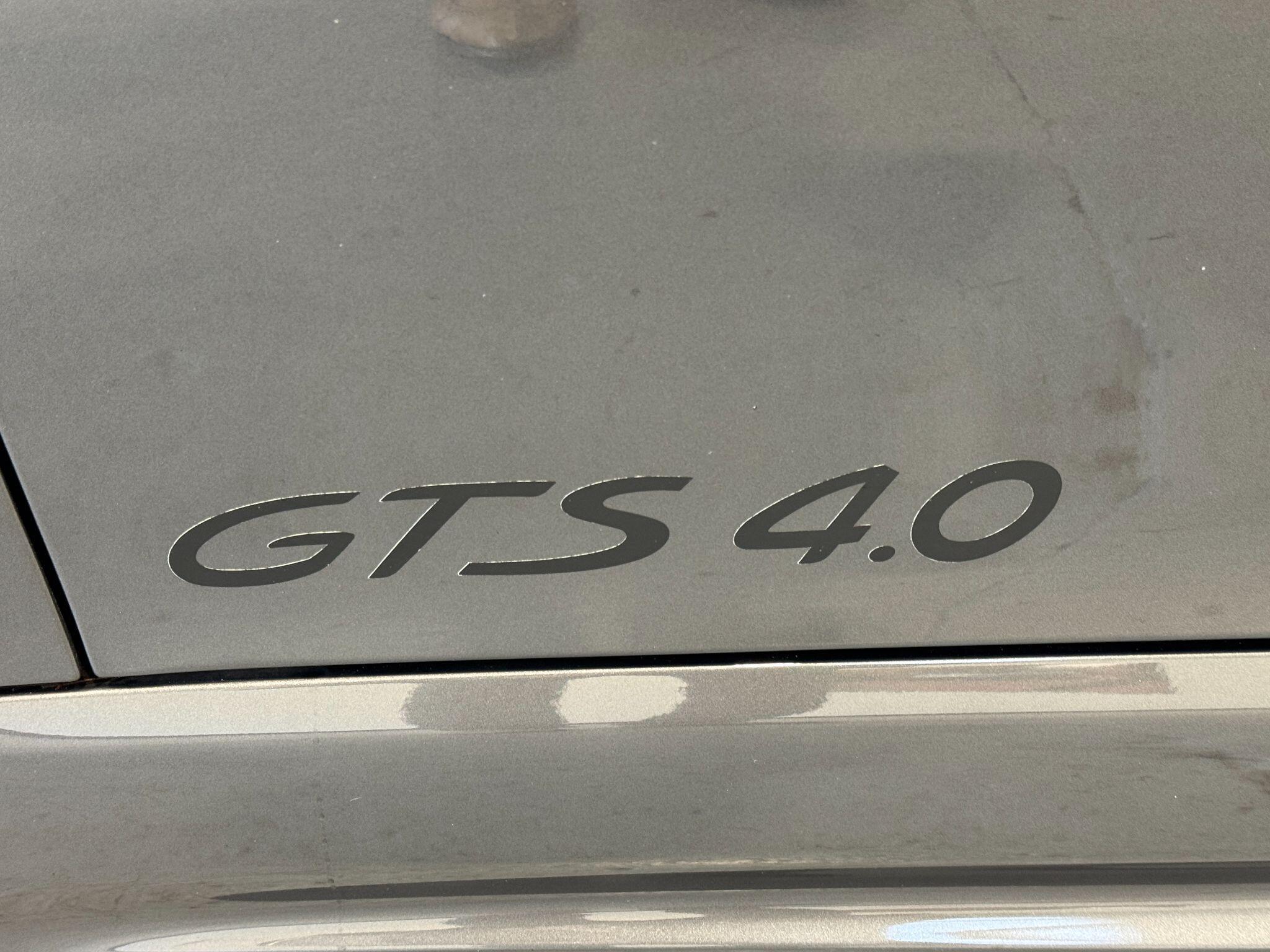 Porsche 718 Cayman - Image 36