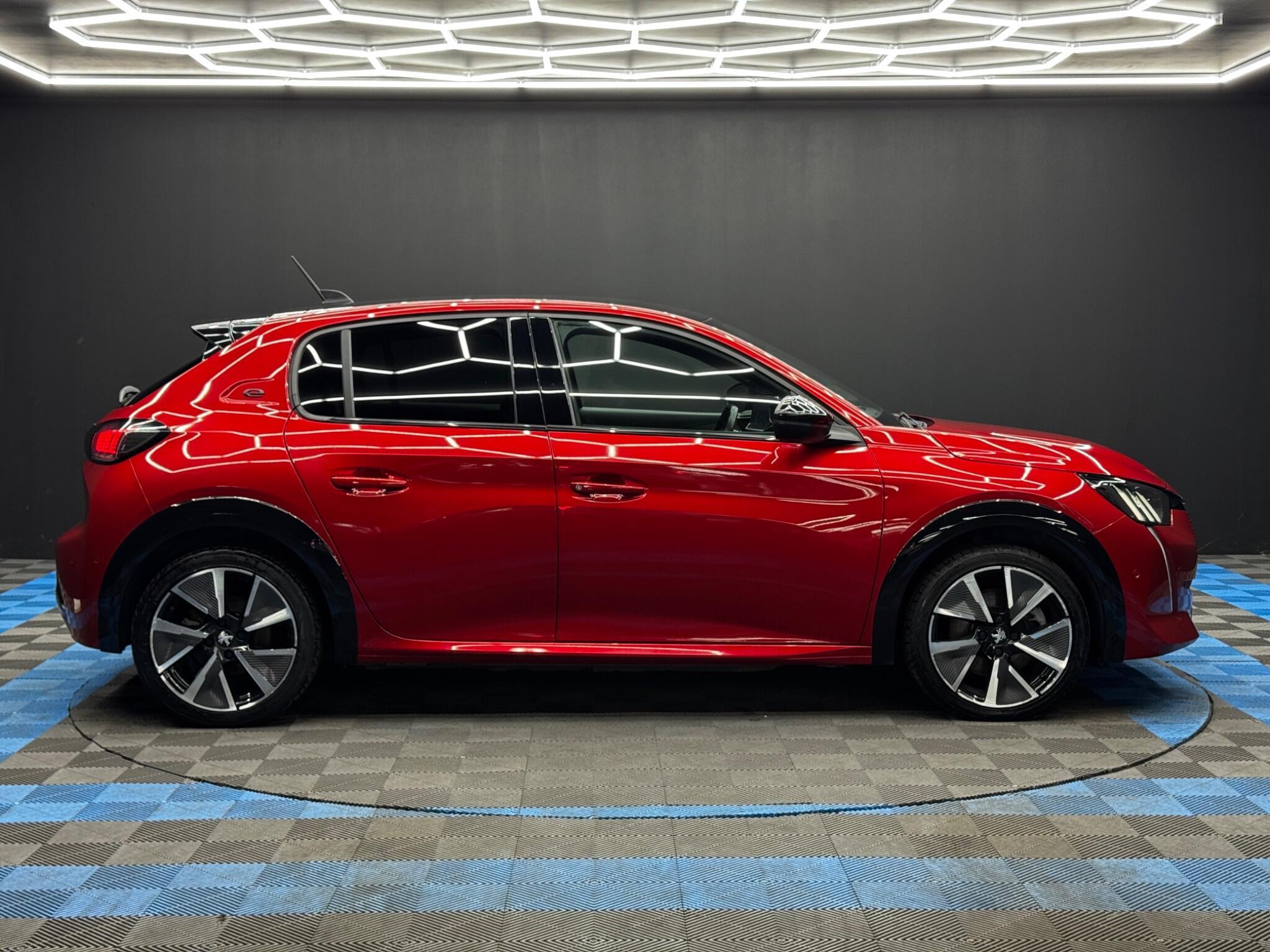 Peugeot E-208 - Image 4