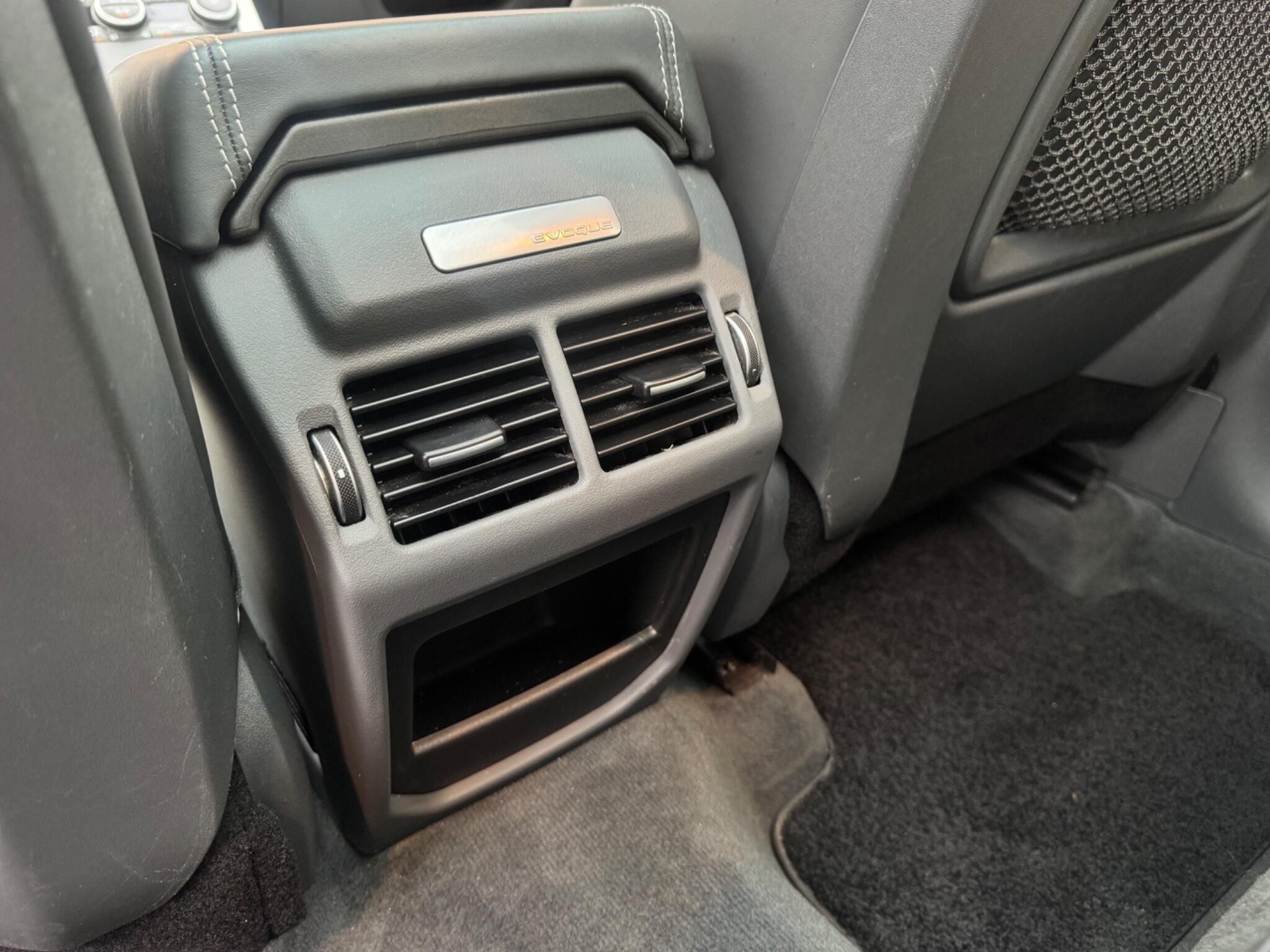 Land Rover Range Rover Evoque - Image 31