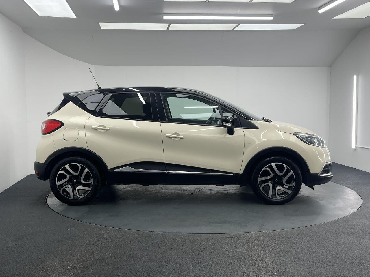Renault Captur - Image 20
