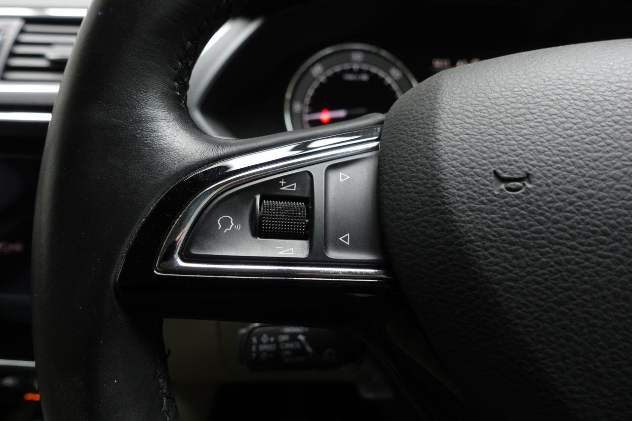 Skoda Superb - Image 42