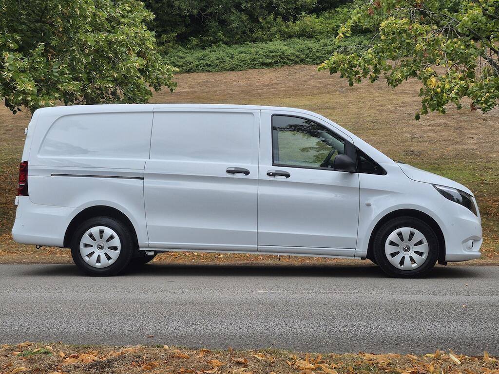 Mercedes Vito - Image 8