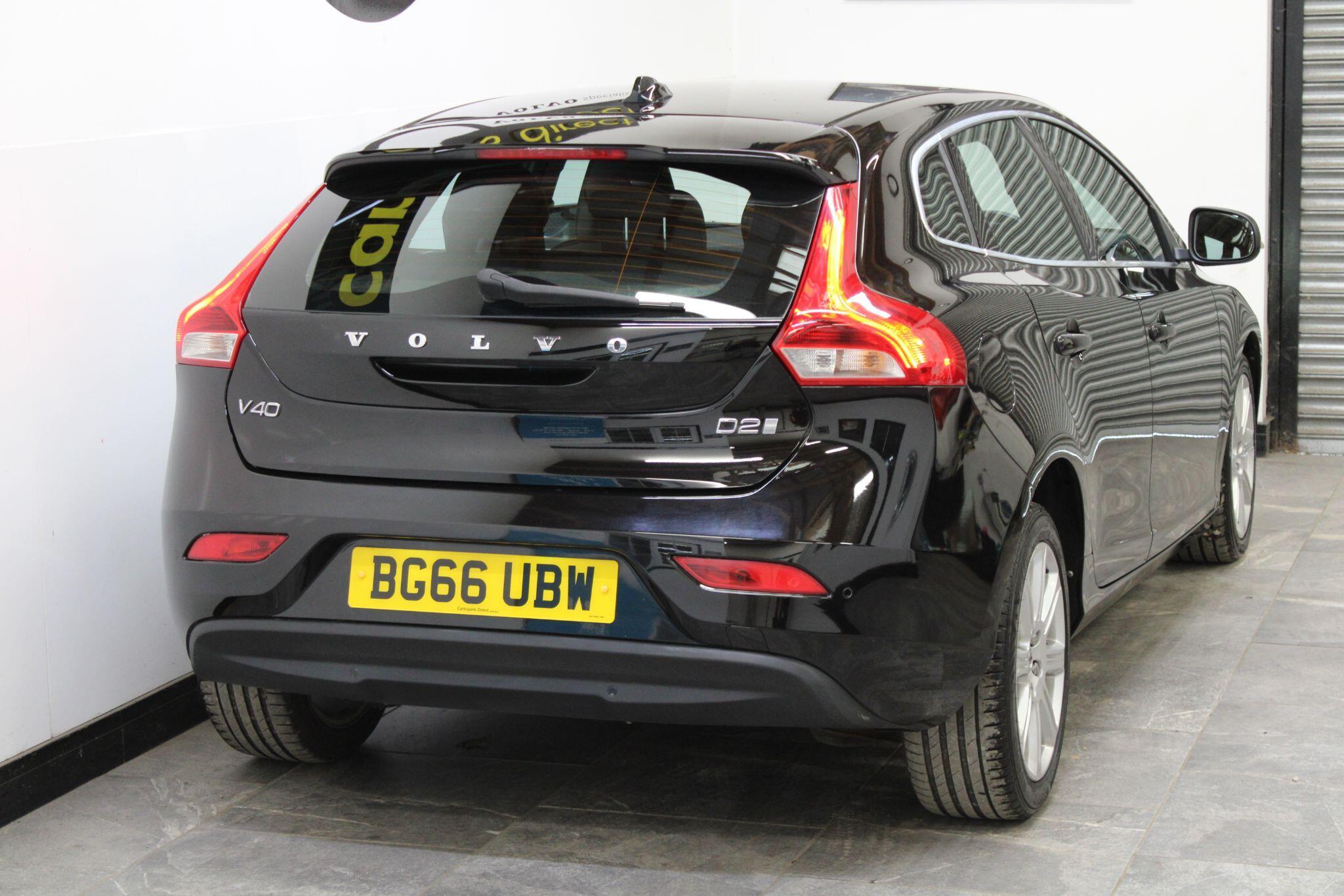 Volvo V40 - Image 13