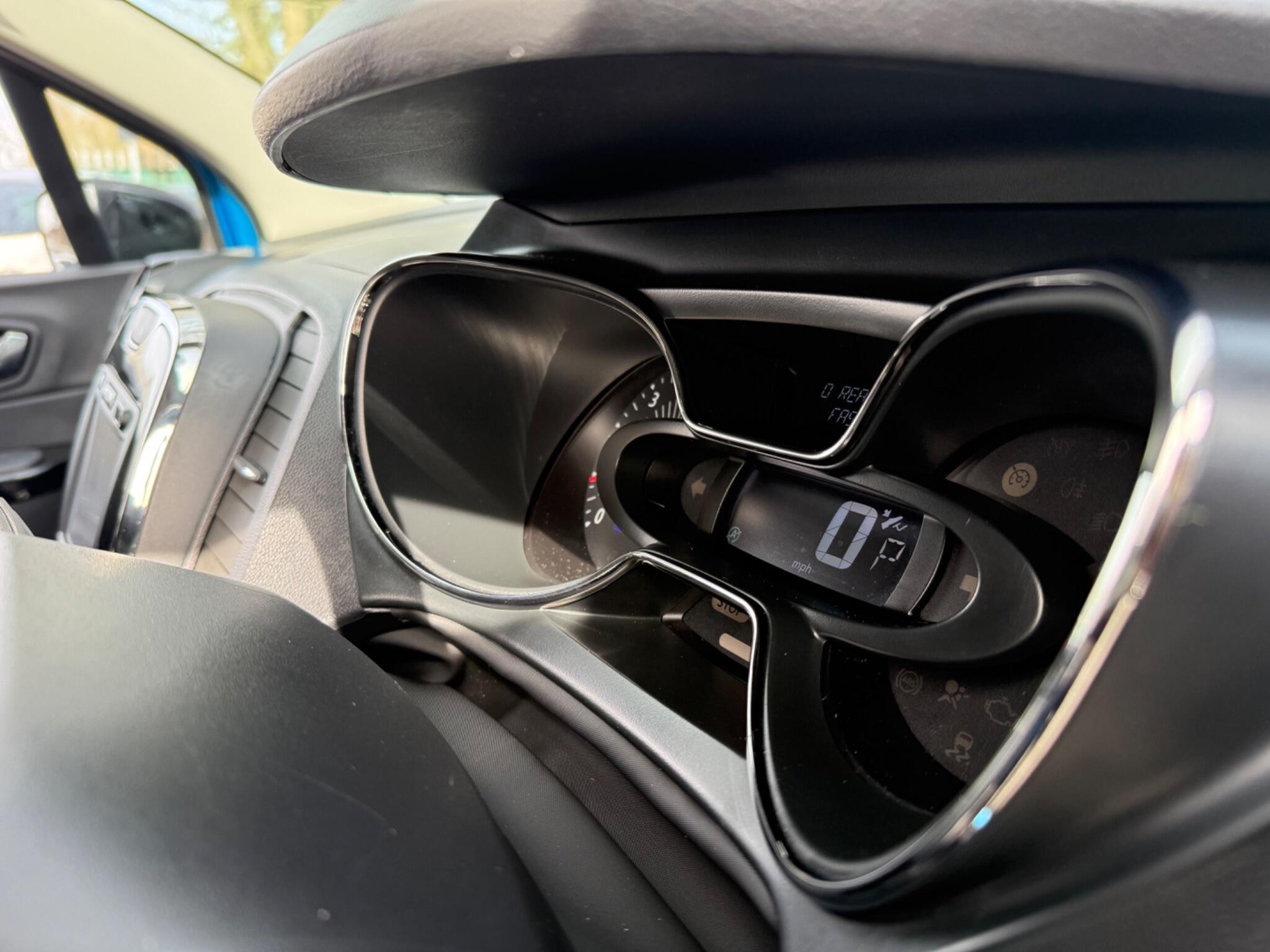 Renault Captur - Image 48