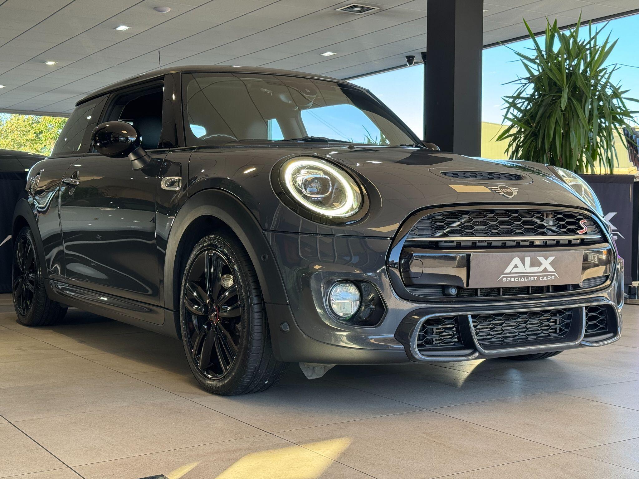 MINI Hatch - Image 3