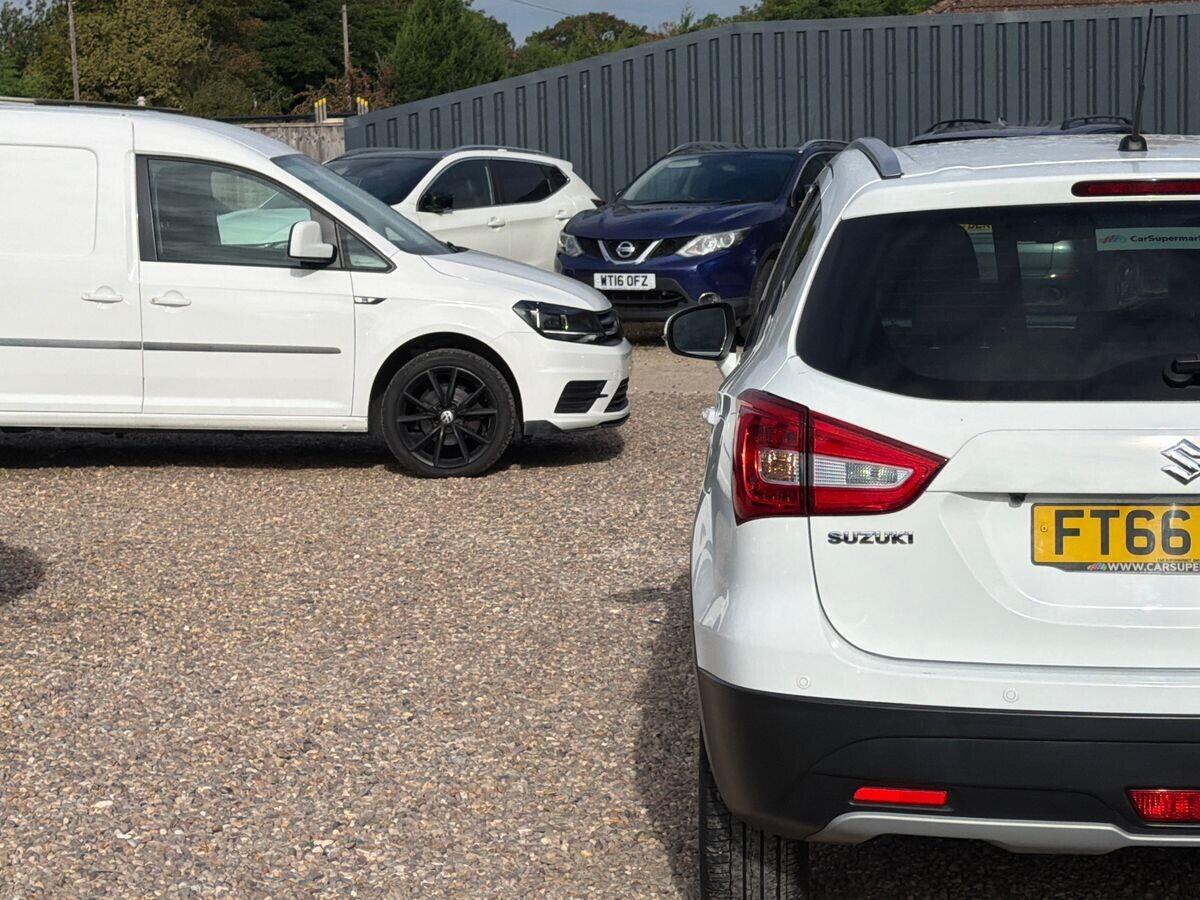 Suzuki SX4 S-Cross - Image 14