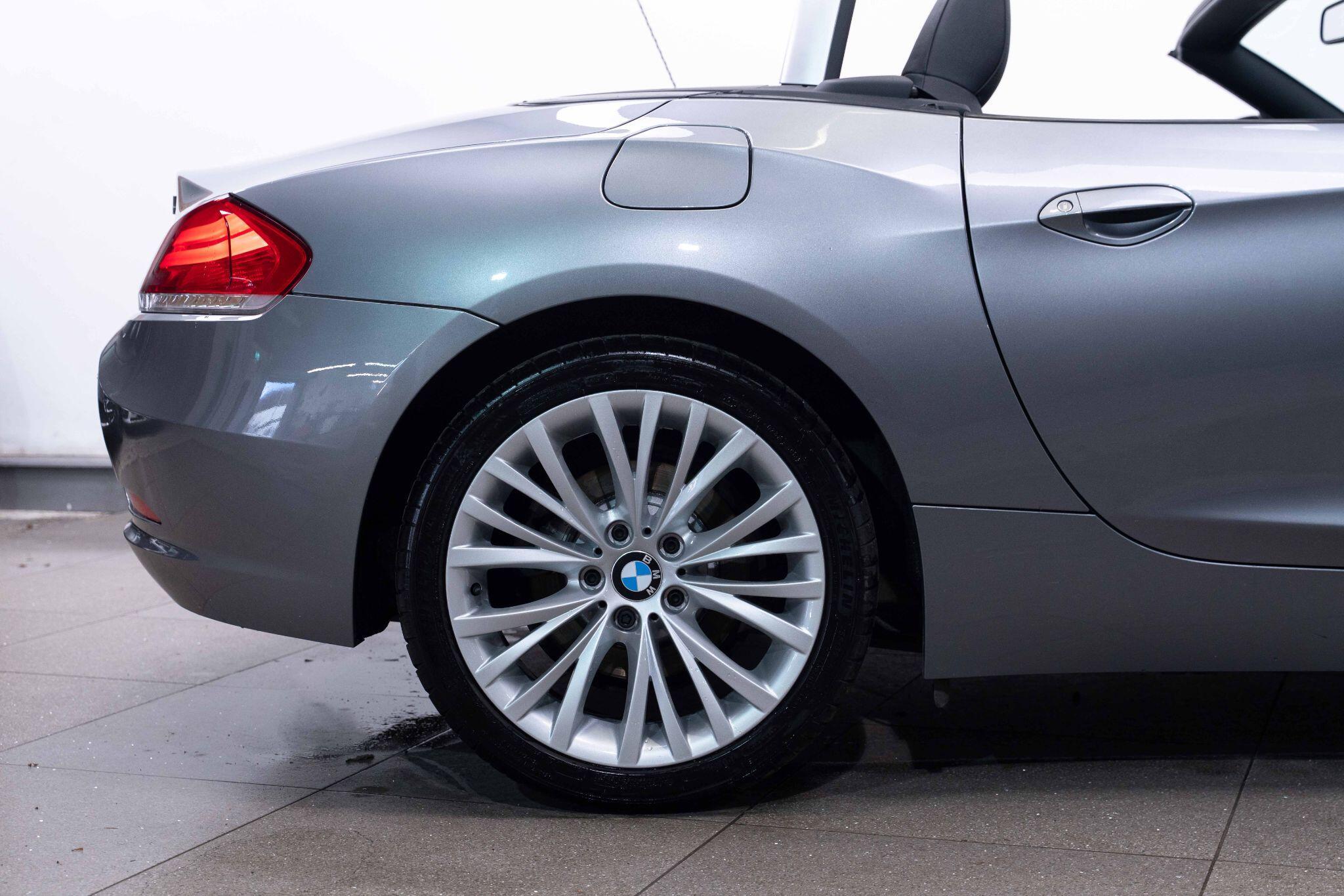 BMW Z4 - Image 17