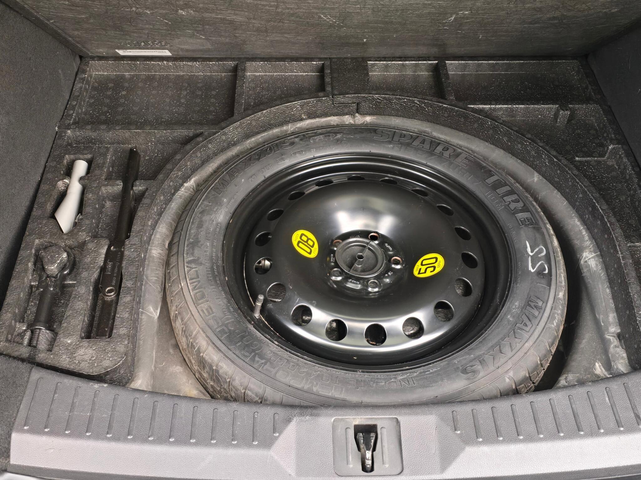Ford Kuga - Image 8