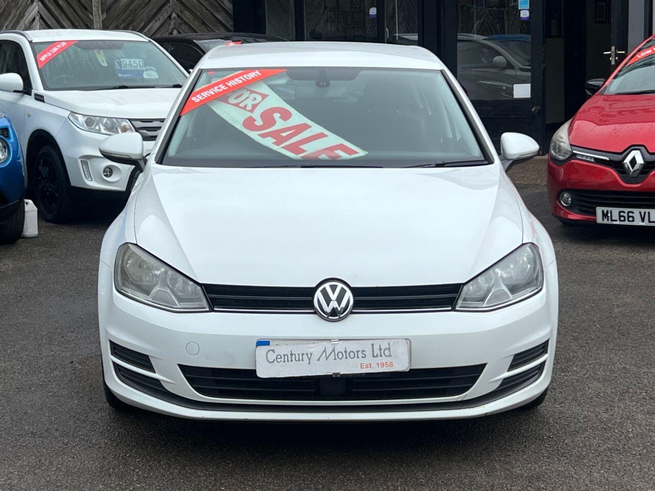 Volkswagen Golf - Image 9