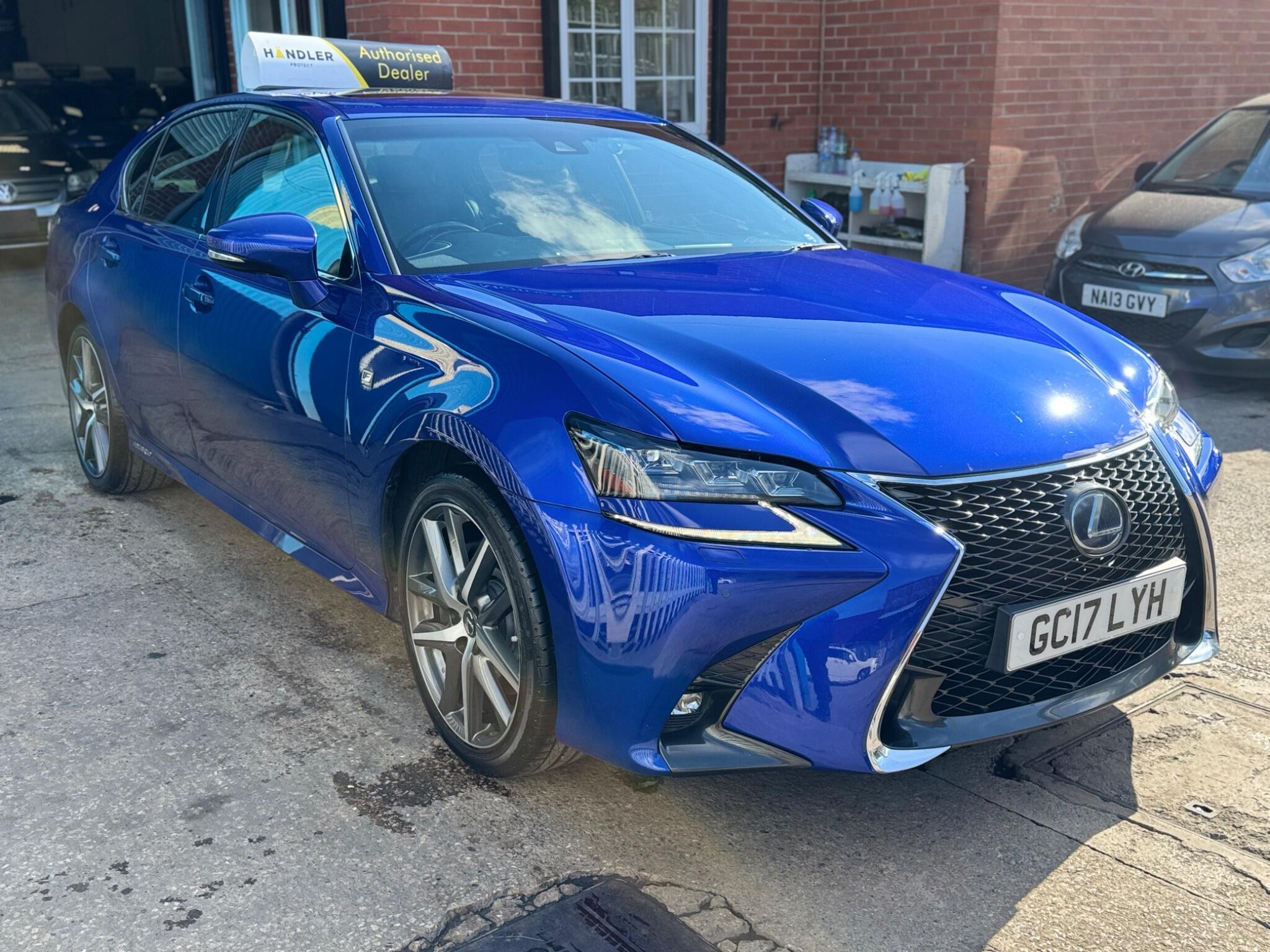 Lexus GS - Image 12
