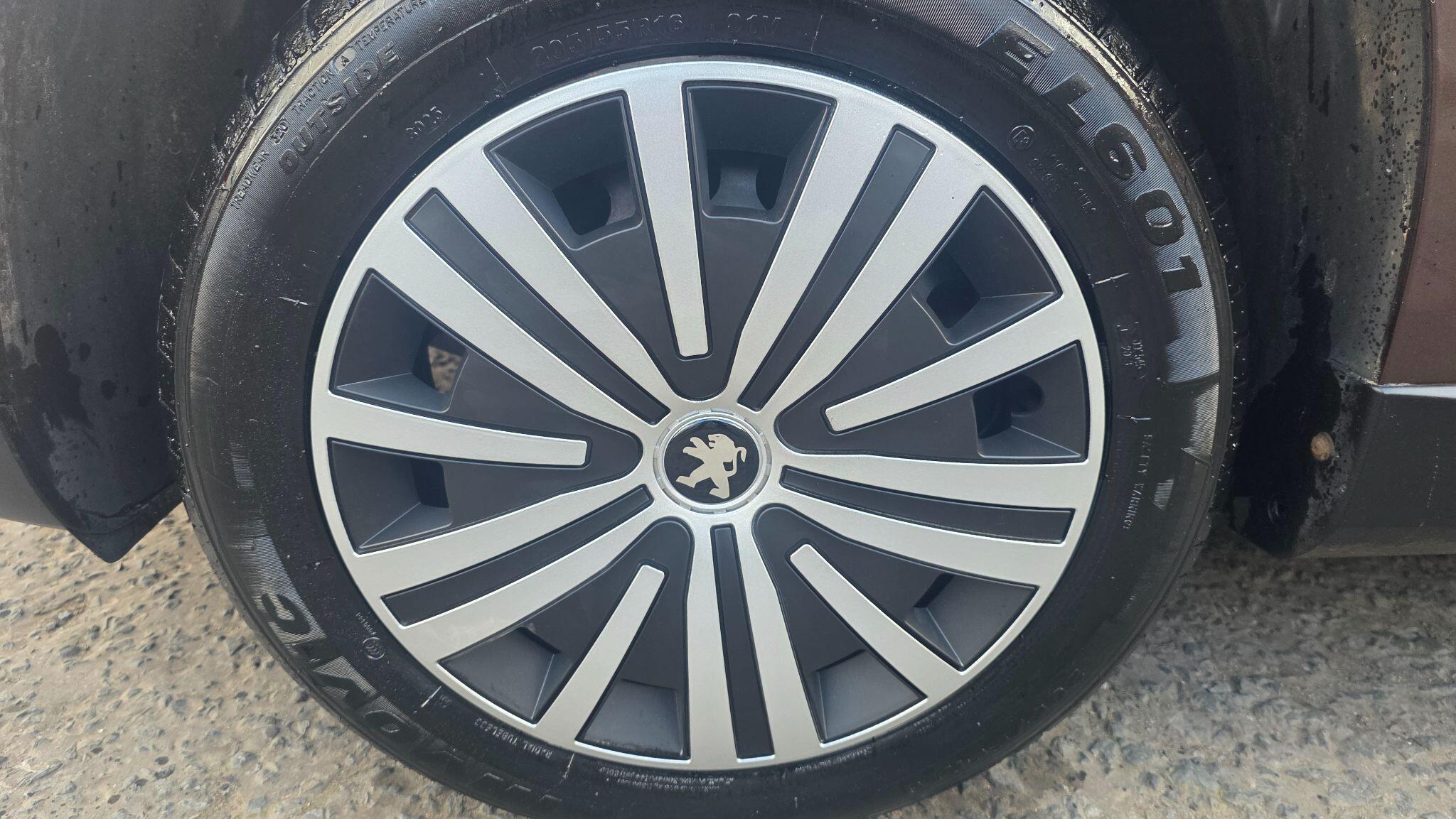 Peugeot 2008 - Image 56